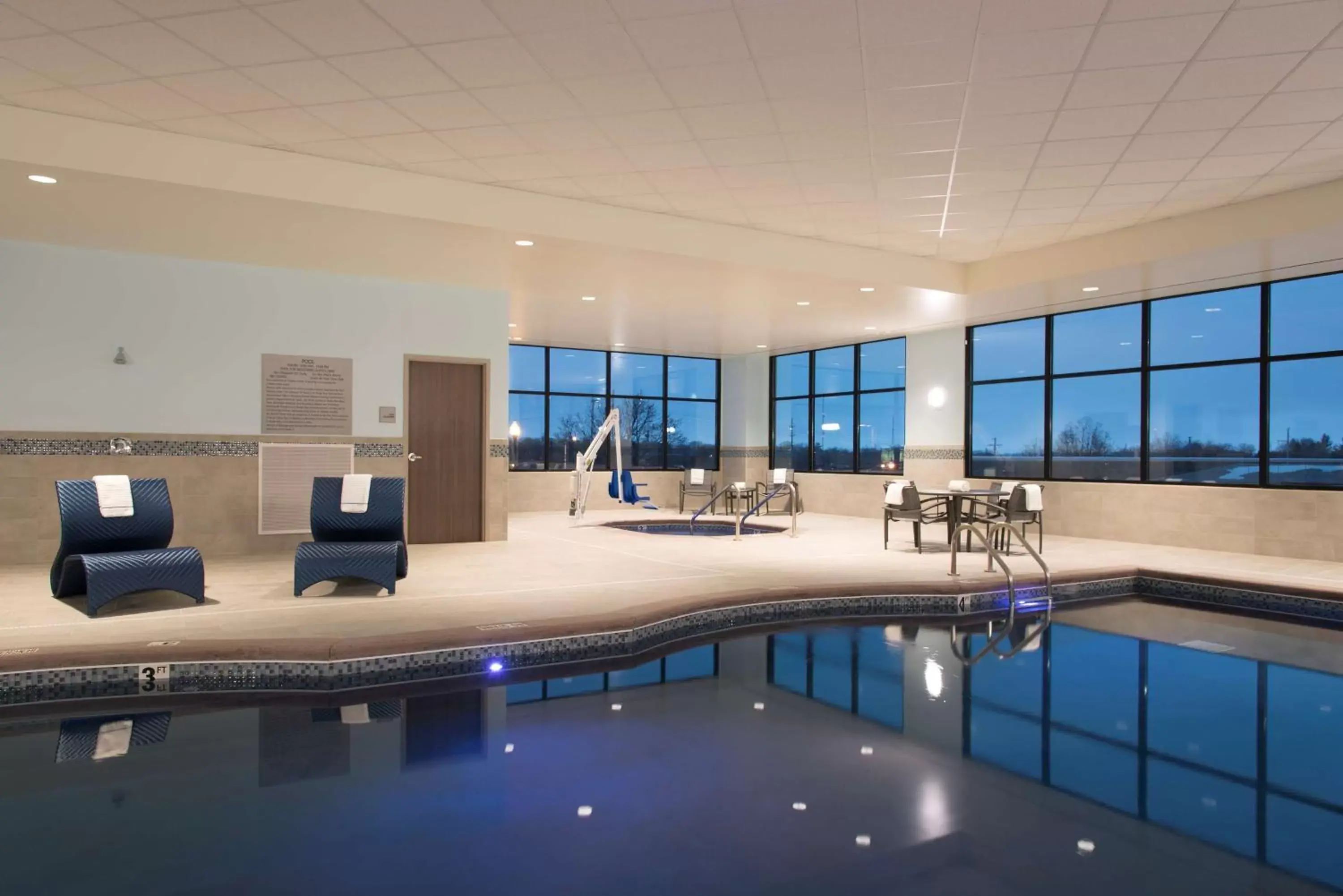 Pool view, Swimming Pool in Hampton Inn & Suites Grand Rapids Downtown