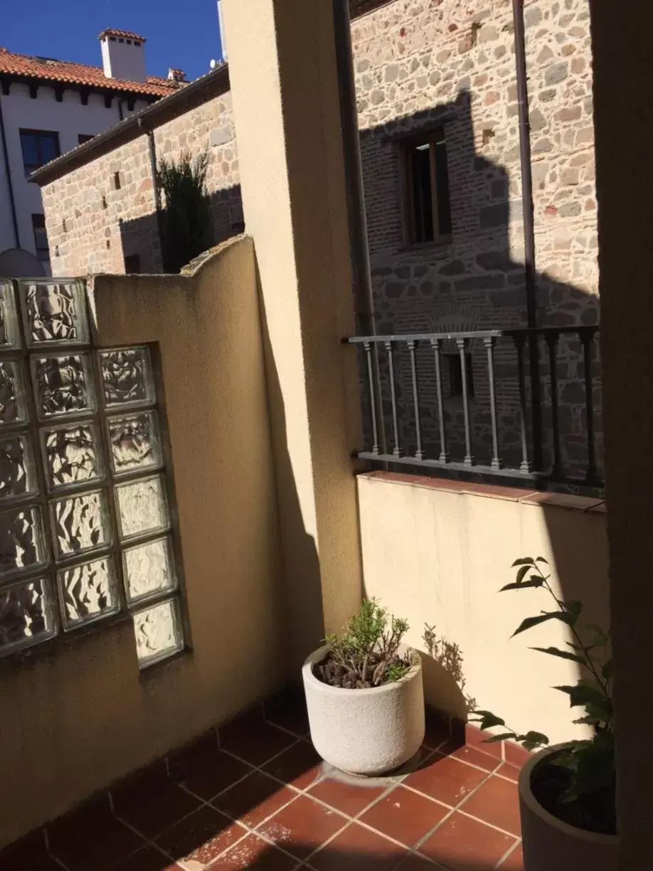 Balcony/Terrace, Property Building in Hotel Arco San Vicente