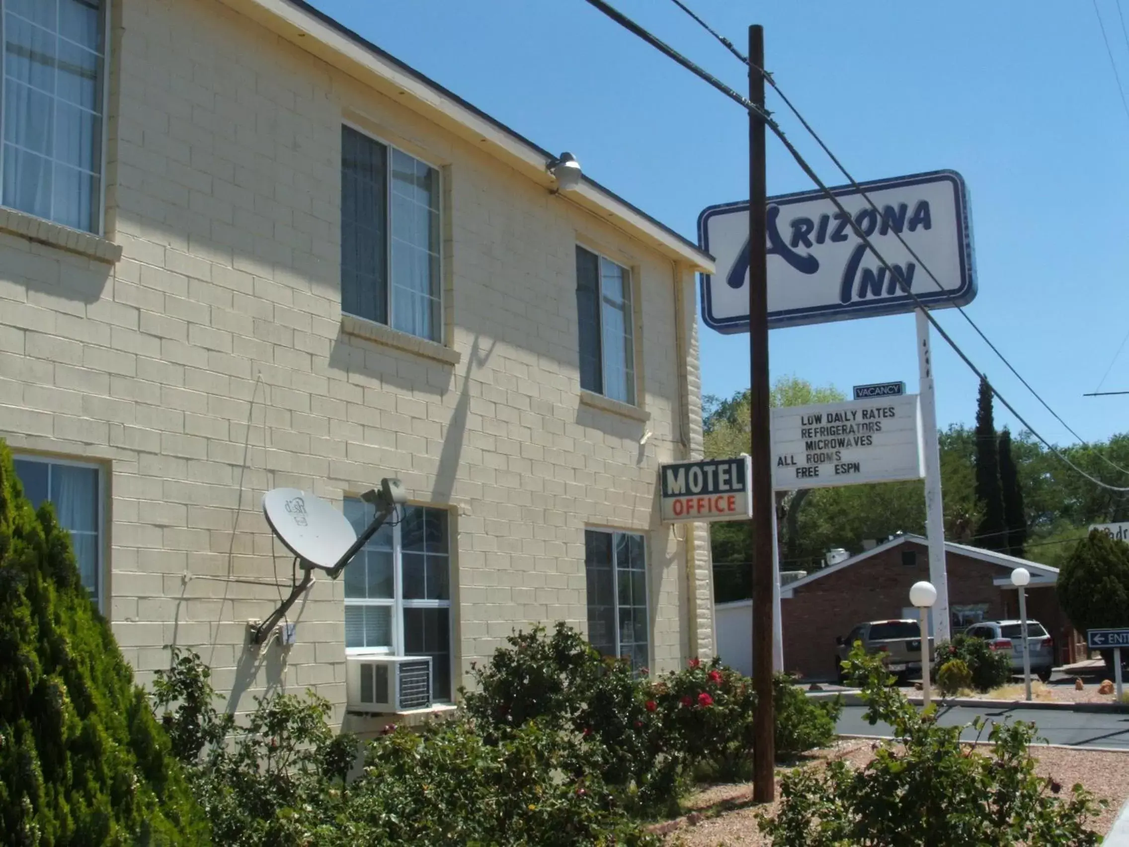 Property Building in Arizona Inn