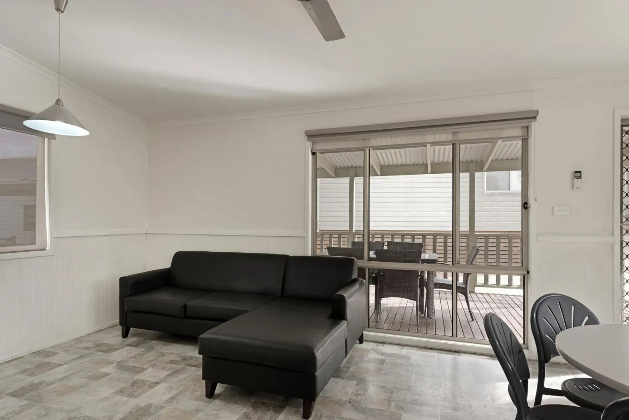 Living room in Discovery Parks - Dubbo Living room in Discovery Parks - Dubbo