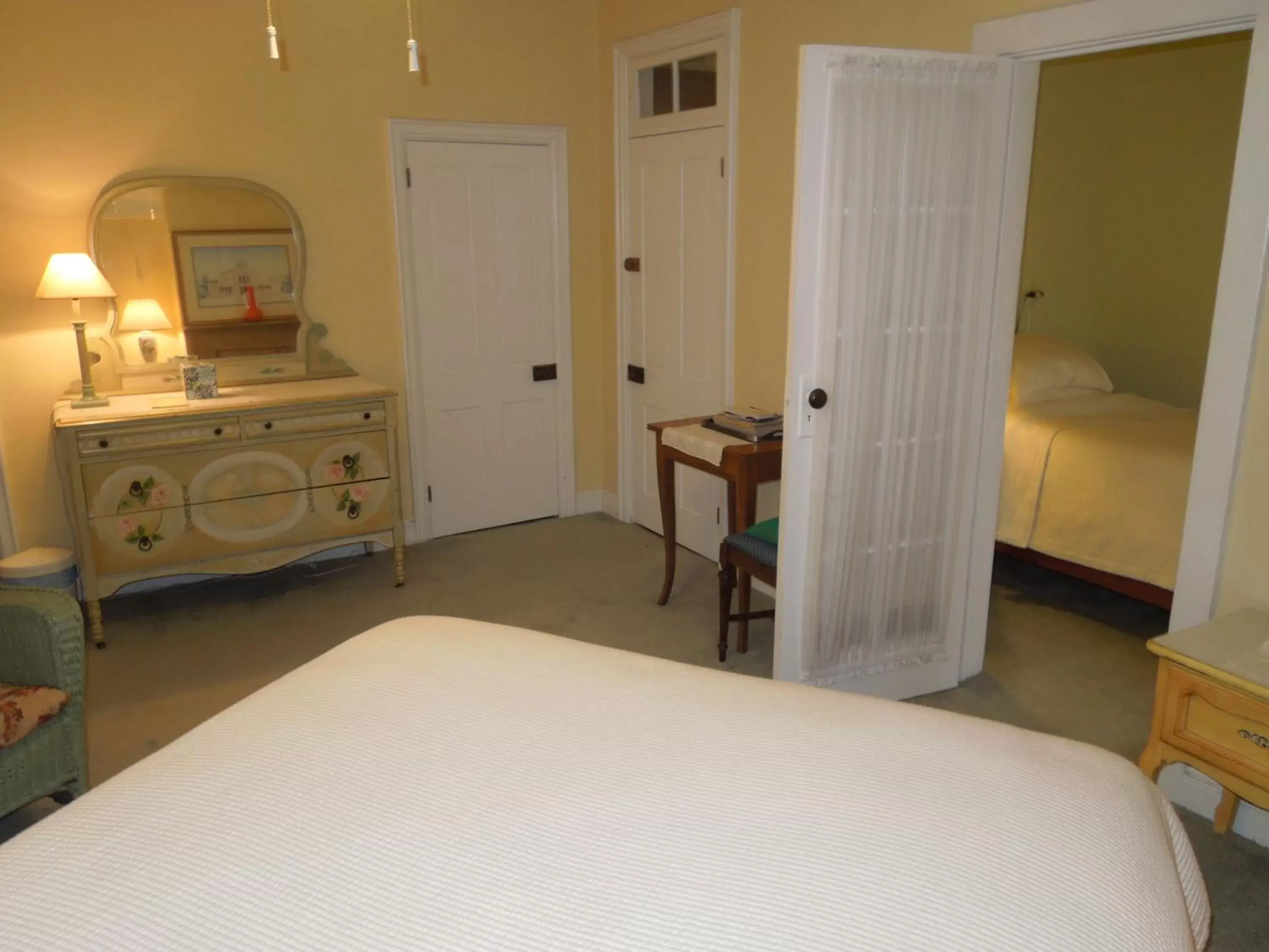 Bedroom, Bed in Victorian Bed & Breakfast of Staten Island