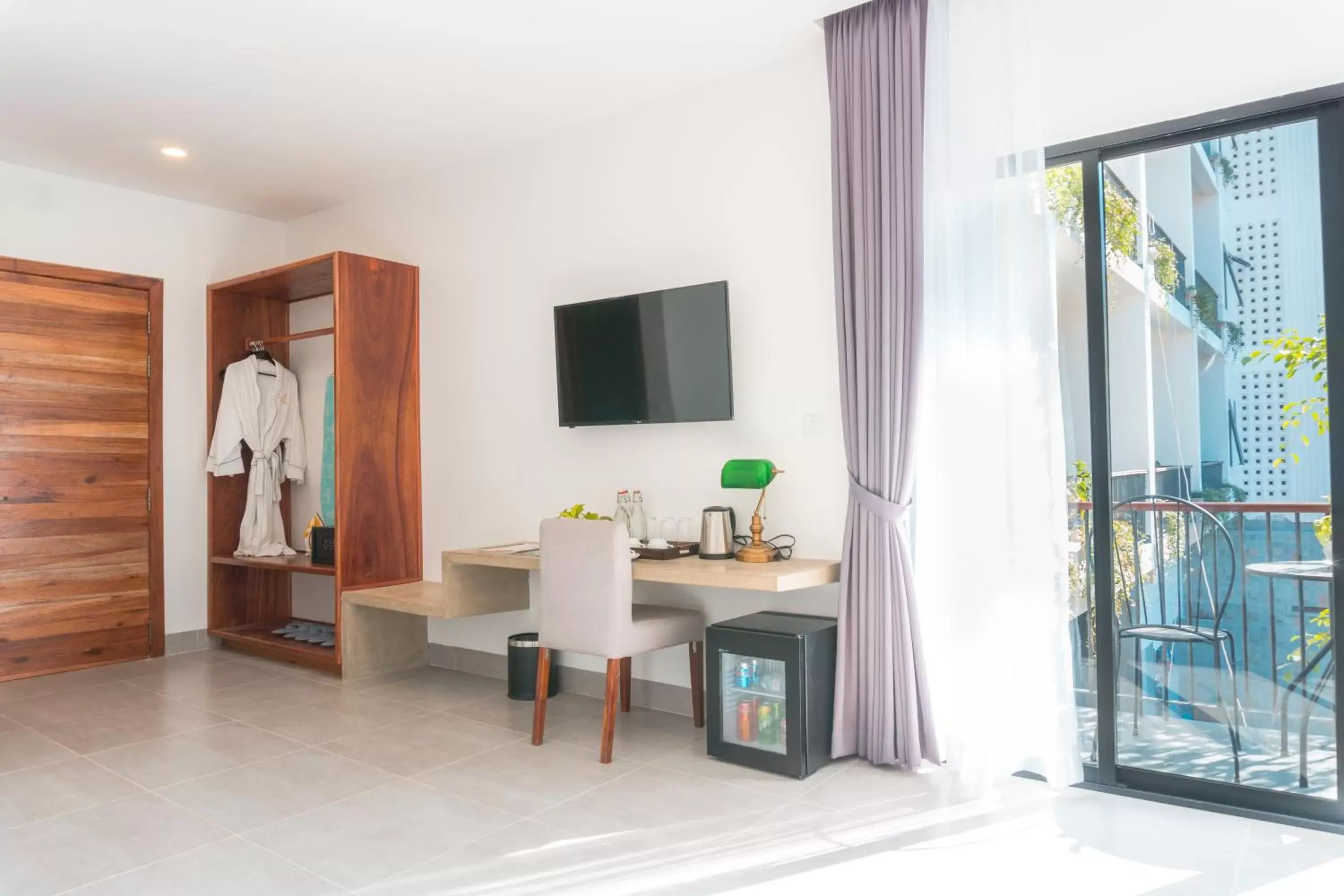 Area and facilities, TV/Entertainment Center in Angkor Aurora