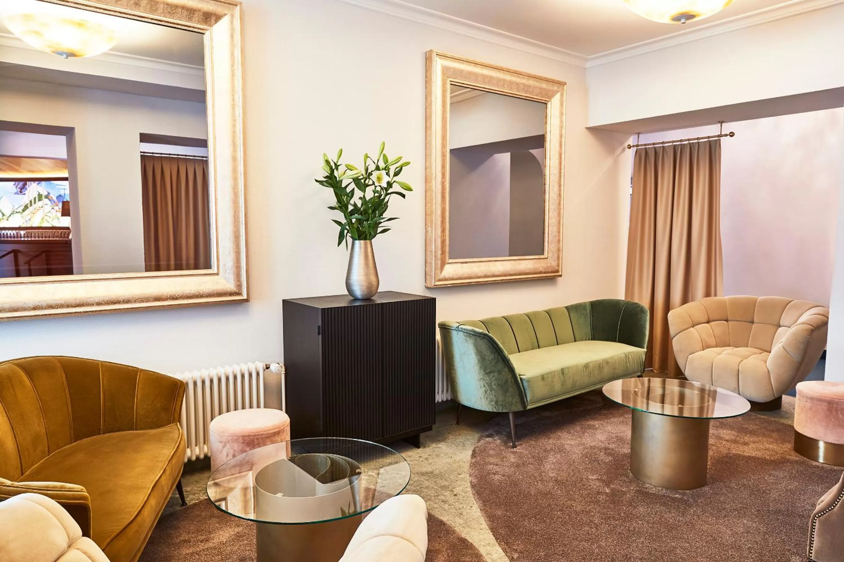 Lounge or bar in Steigenberger Icon Grandhotel Belvédère