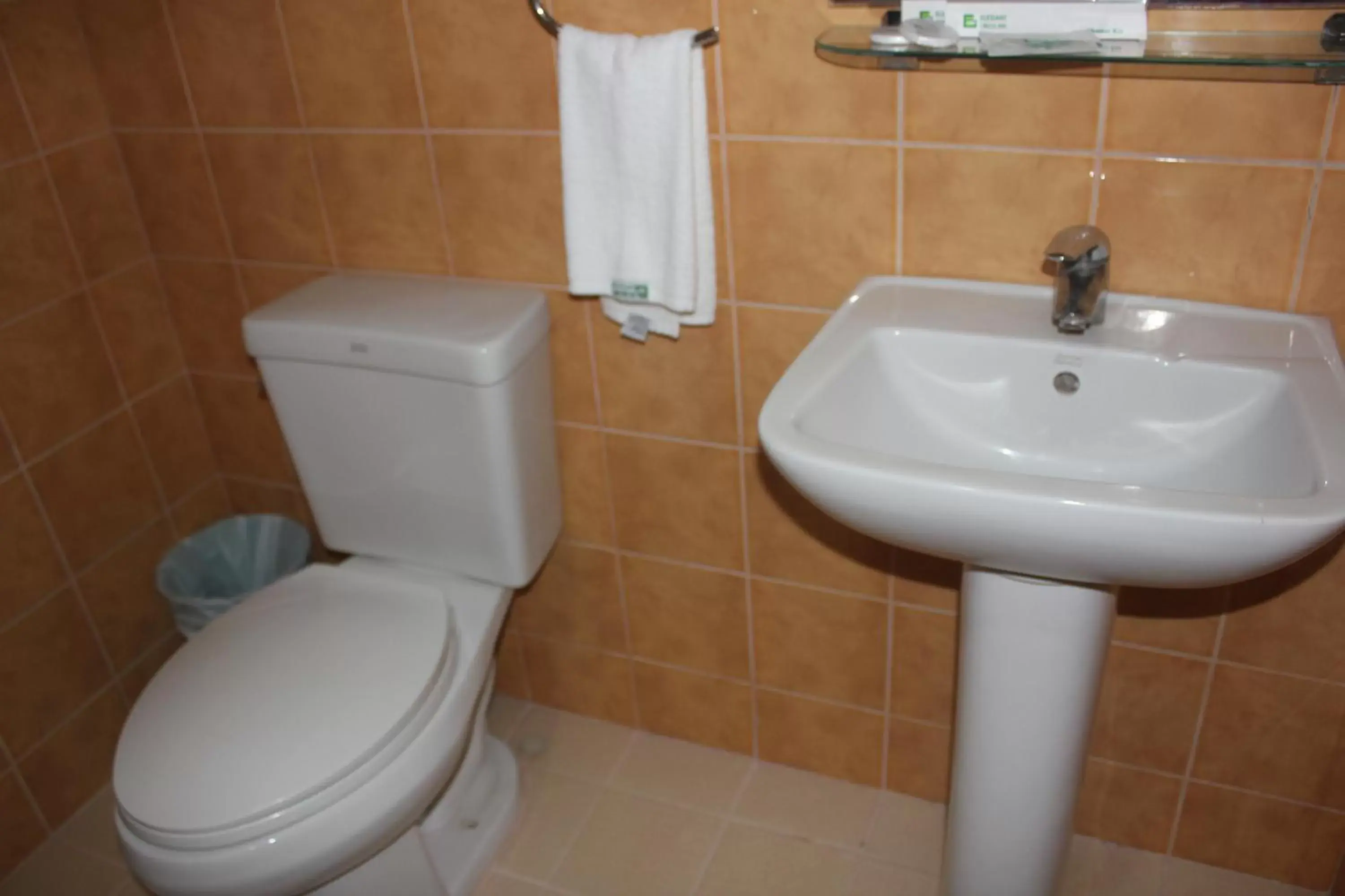 Bathroom in Elegant Circle Inn