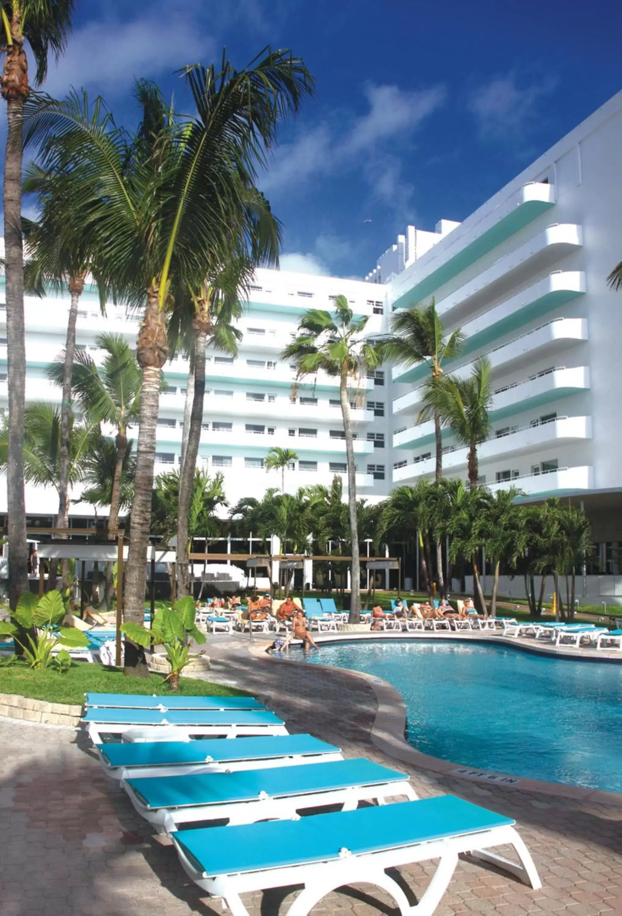Property building, Swimming Pool in Riu Plaza Miami Beach