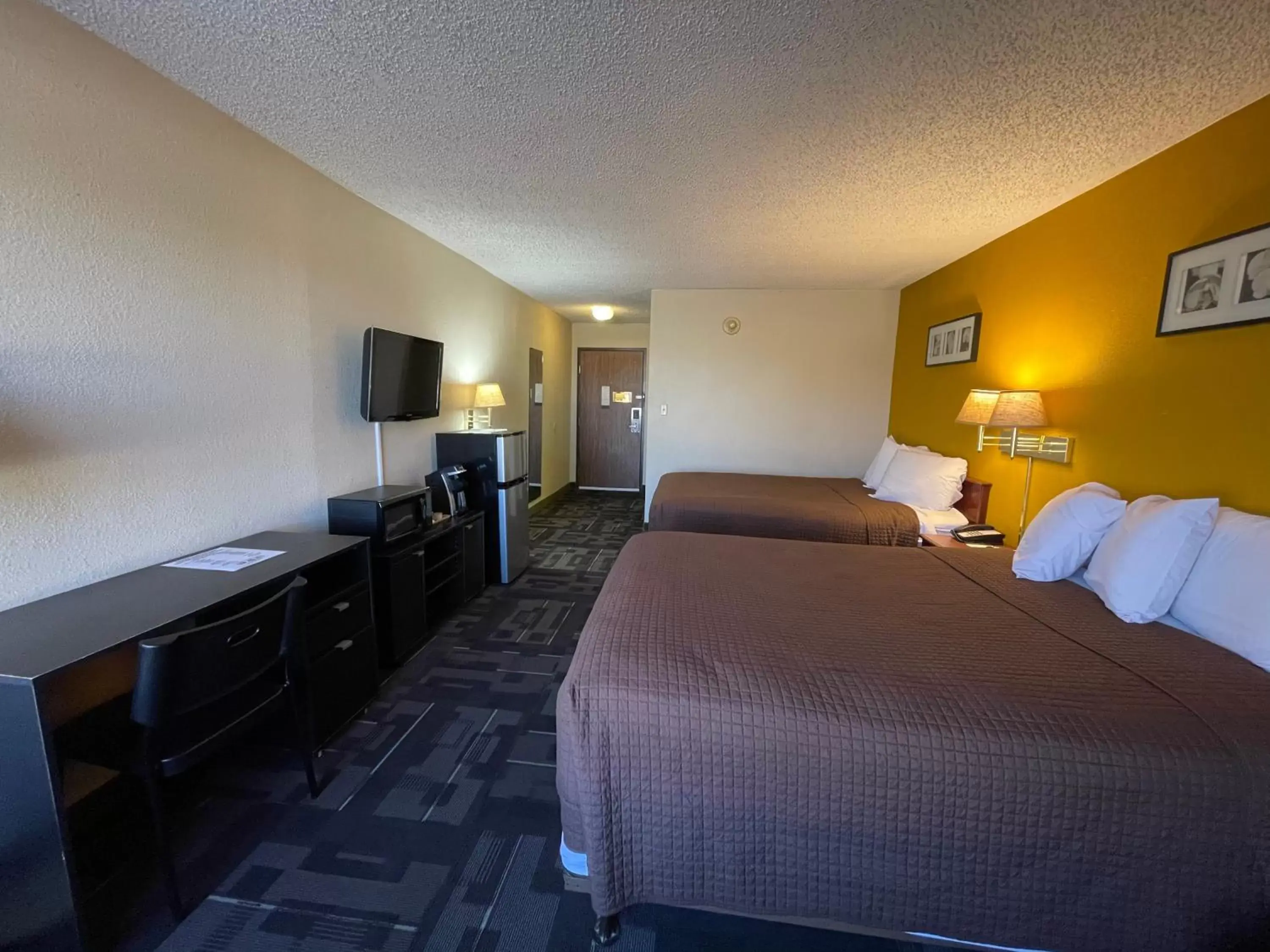 Photo of the whole room in The Inn and Suites at 34 Fifty