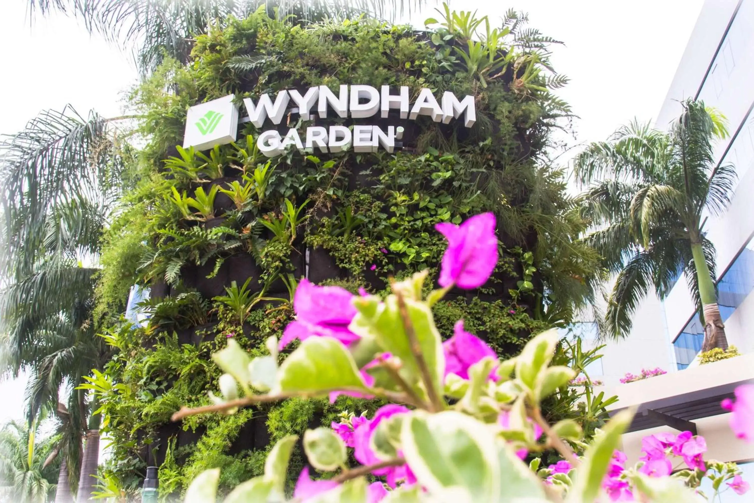 Property building in Wyndham Garden Guayaquil