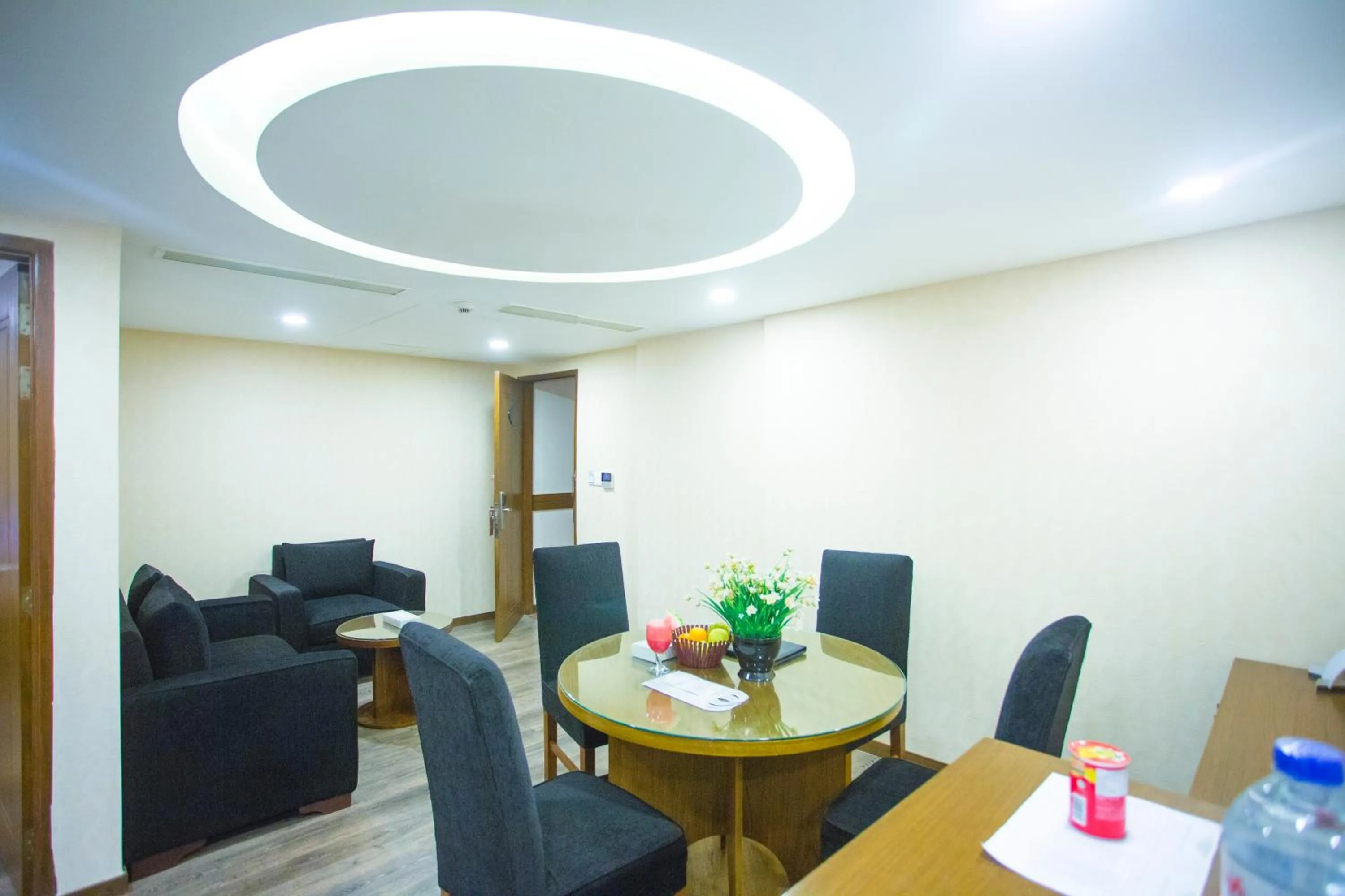 Dining area in Hotel 71