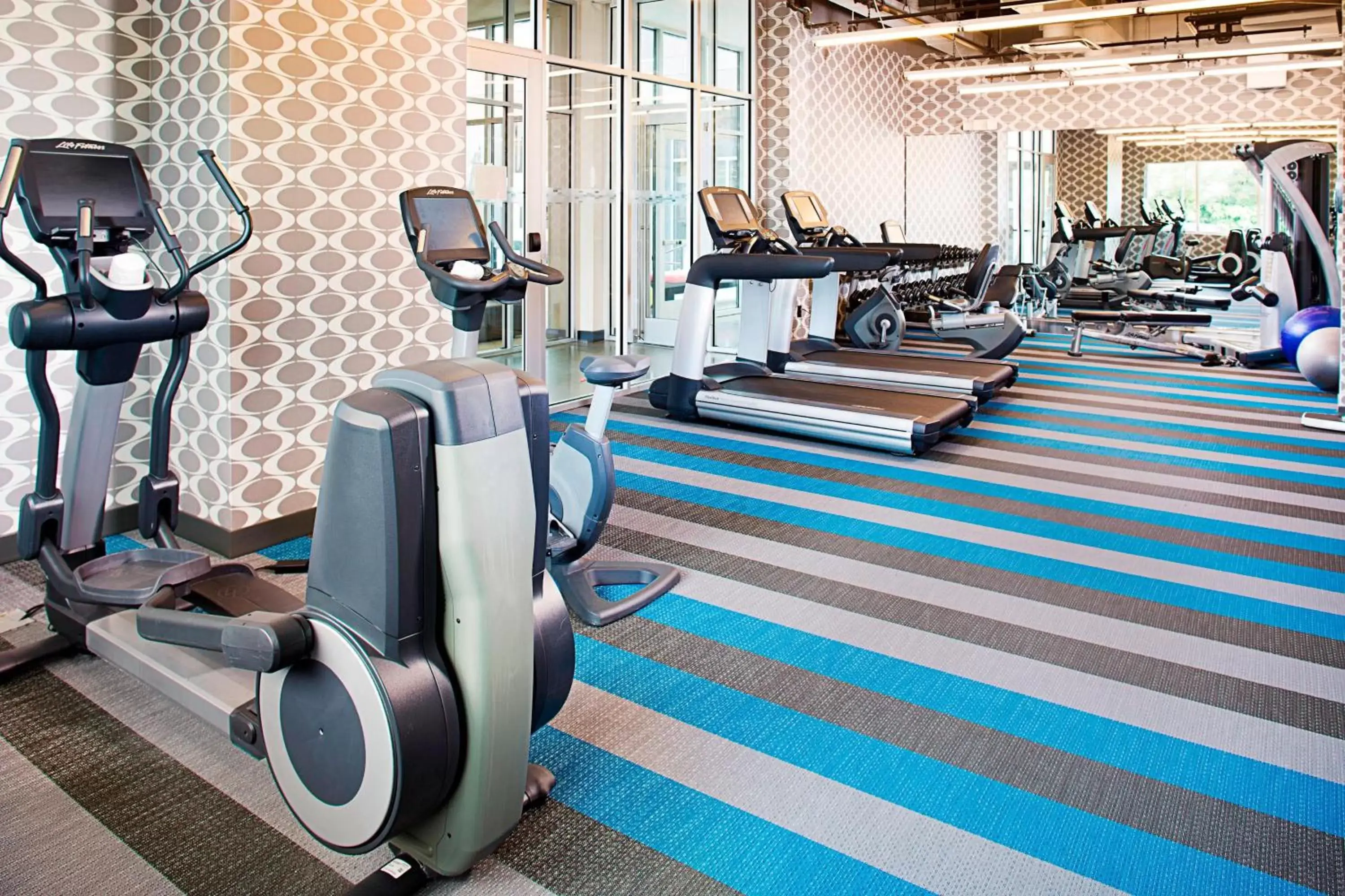 Fitness centre/facilities, Fitness Center/Facilities in Aloft Philadelphia Airport