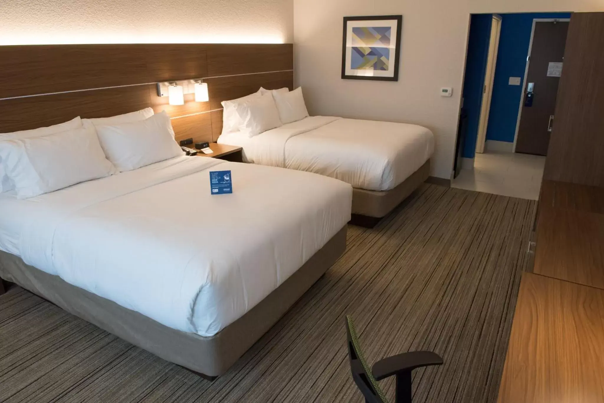 Photo of the whole room, Bed in Holiday Inn Express Hotel & Suites Goshen, an IHG Hotel