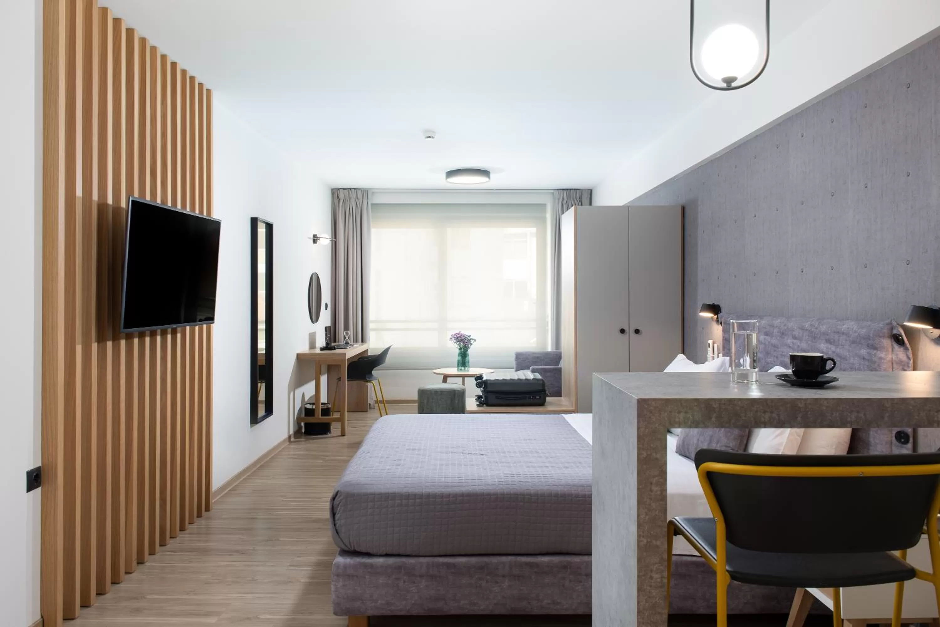 Photo of the whole room, Bed in Enattica Suites