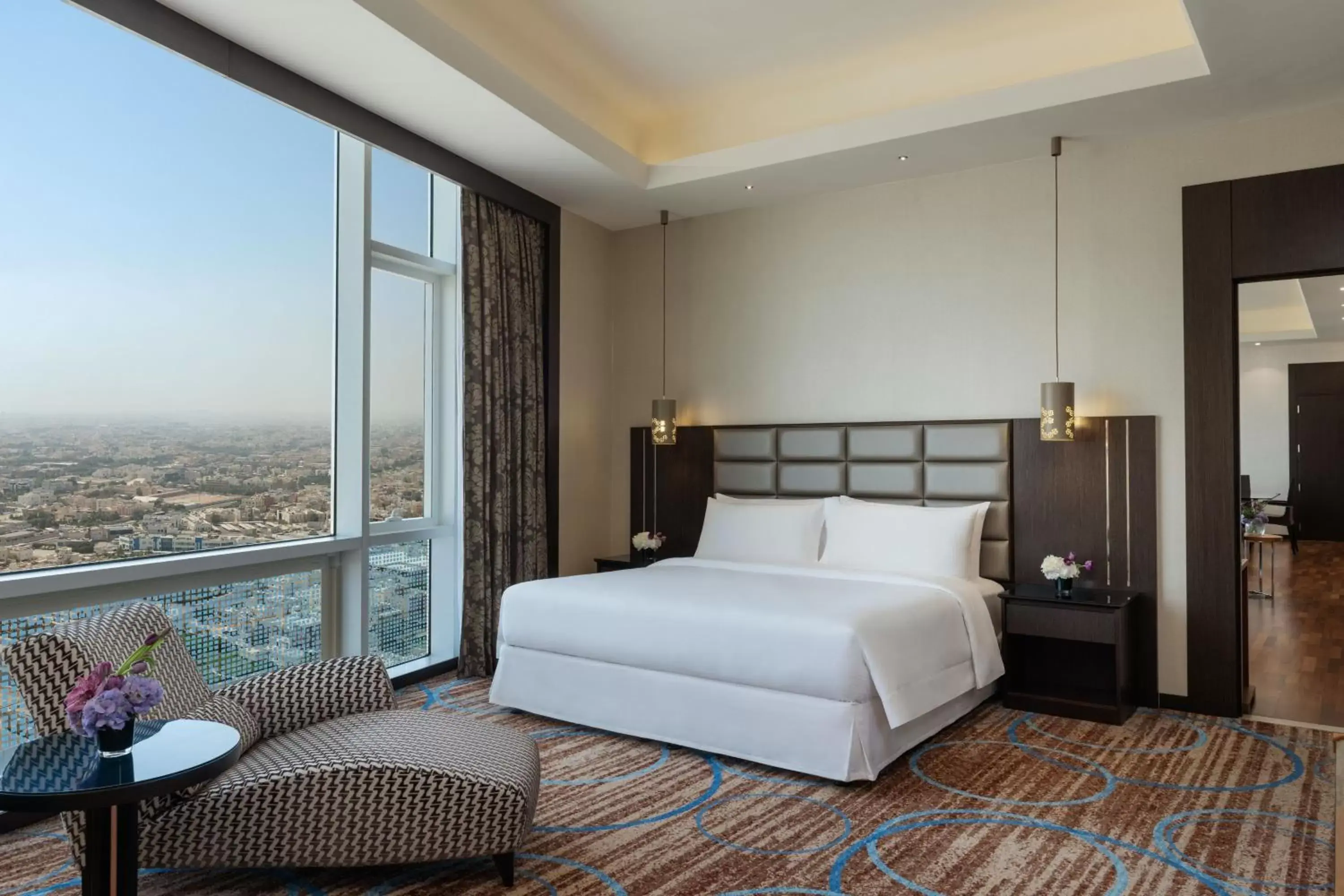 Bedroom, Bed in Four Points By Sheraton Kuwait