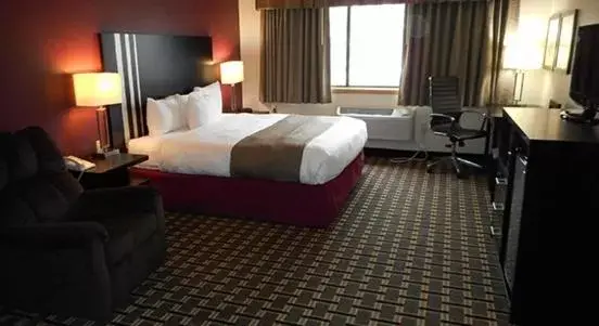 Animals, Bed in AmericInn by Wyndham Inver Grove Heights Minneapolis
