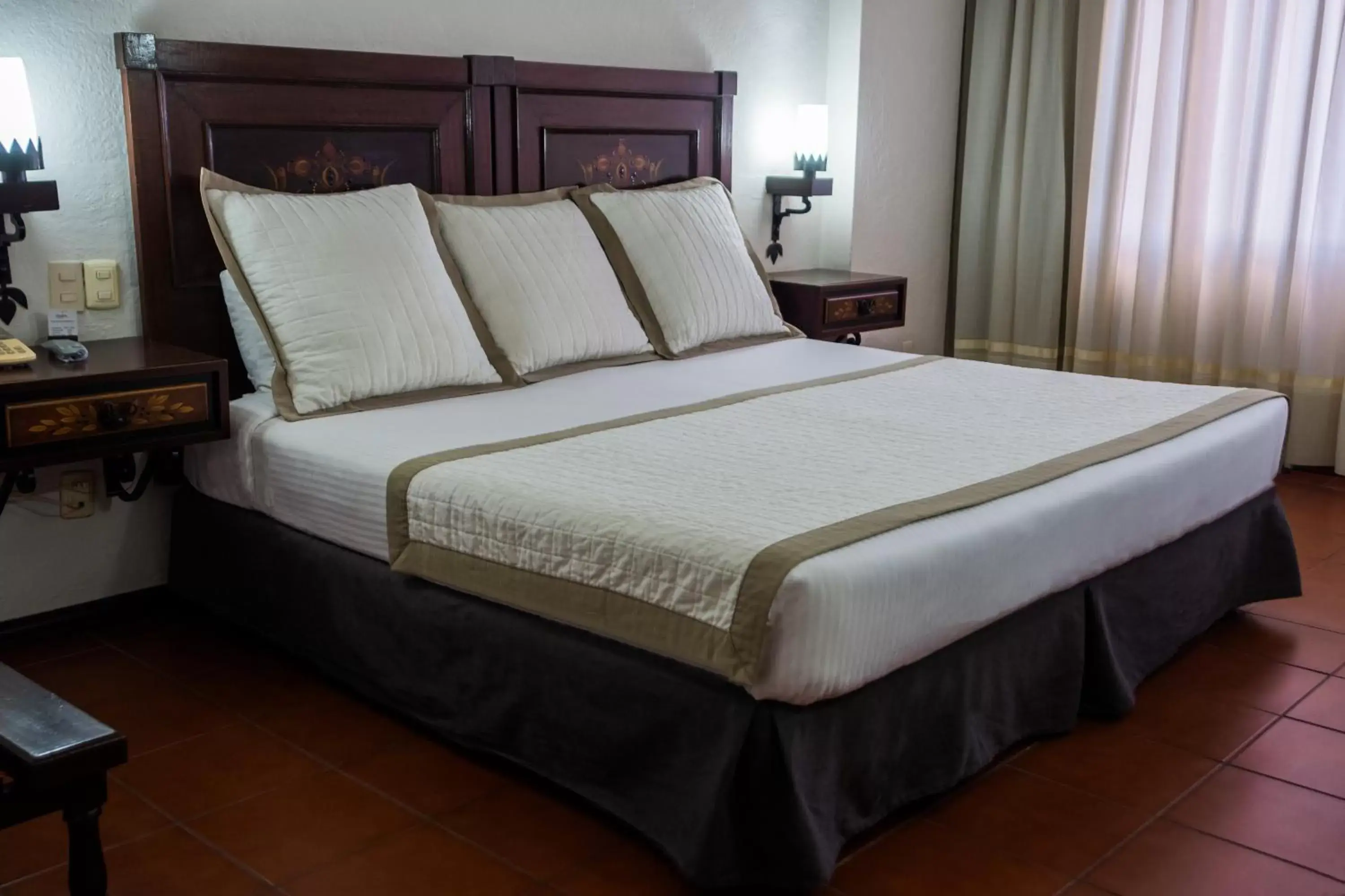 Photo of the whole room, Bed in Hotel Fenix Photo of the whole room, Bed in Hotel Fenix