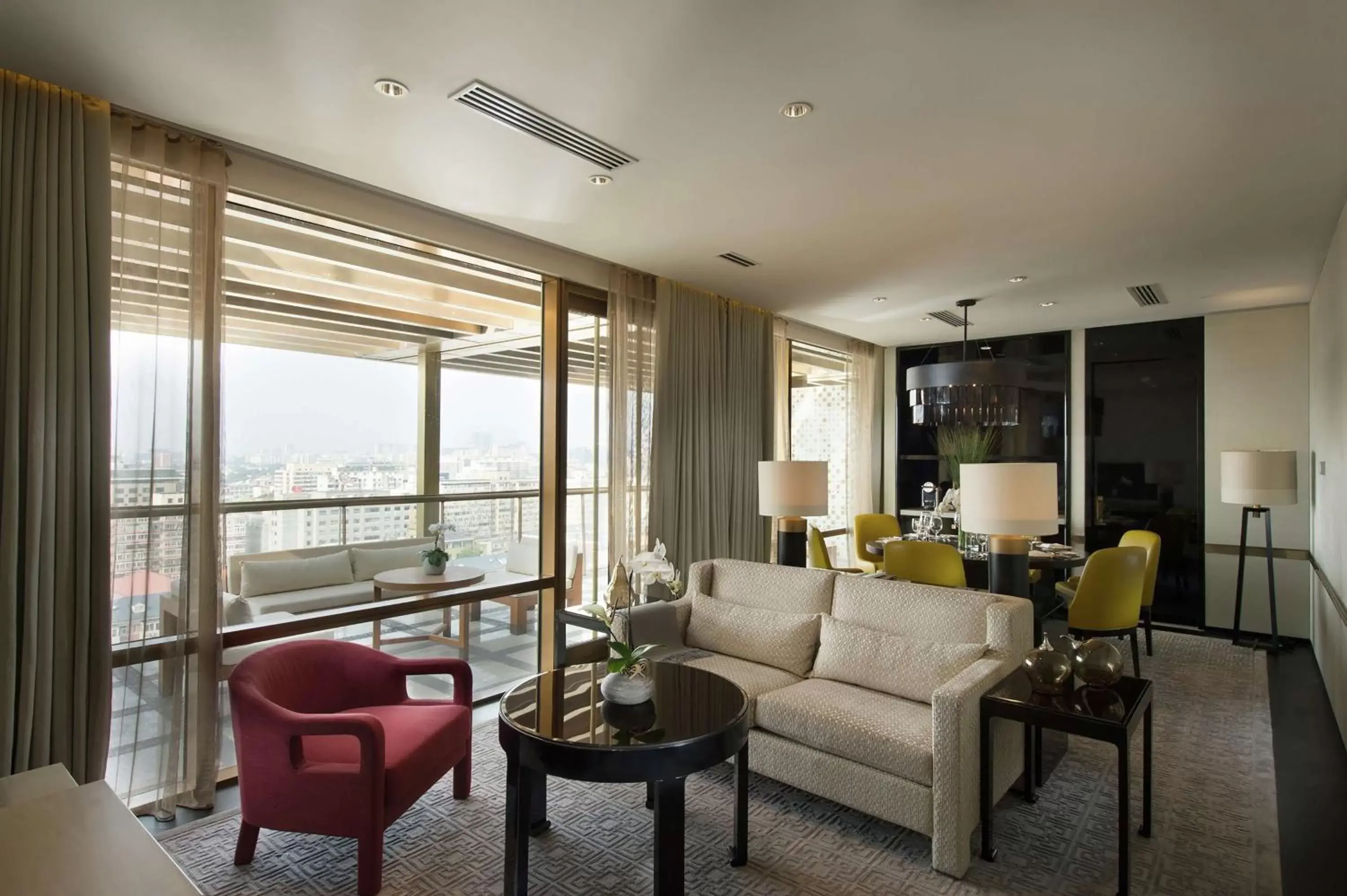 Living room, Seating Area in Waldorf Astoria Beijing