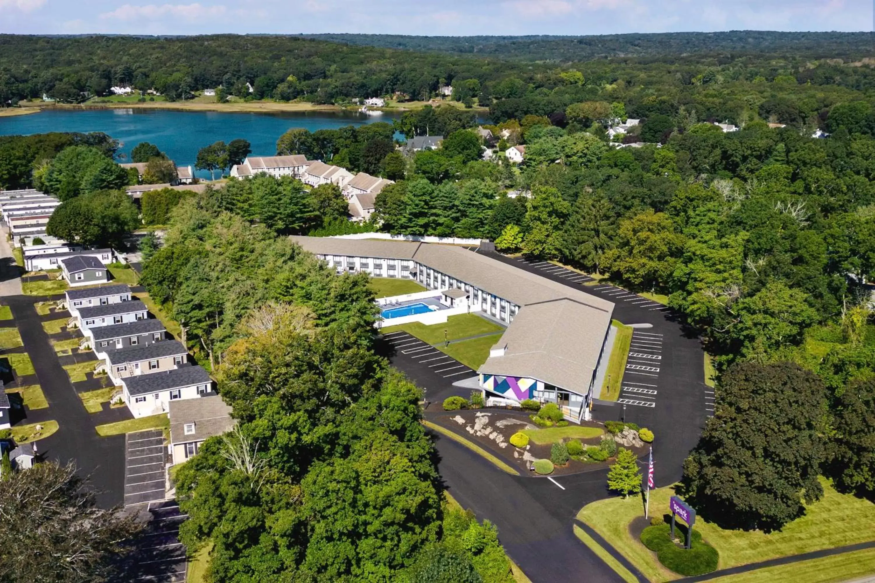 Property building, Bird's-eye View in Spark By Hilton Mystic Groton
