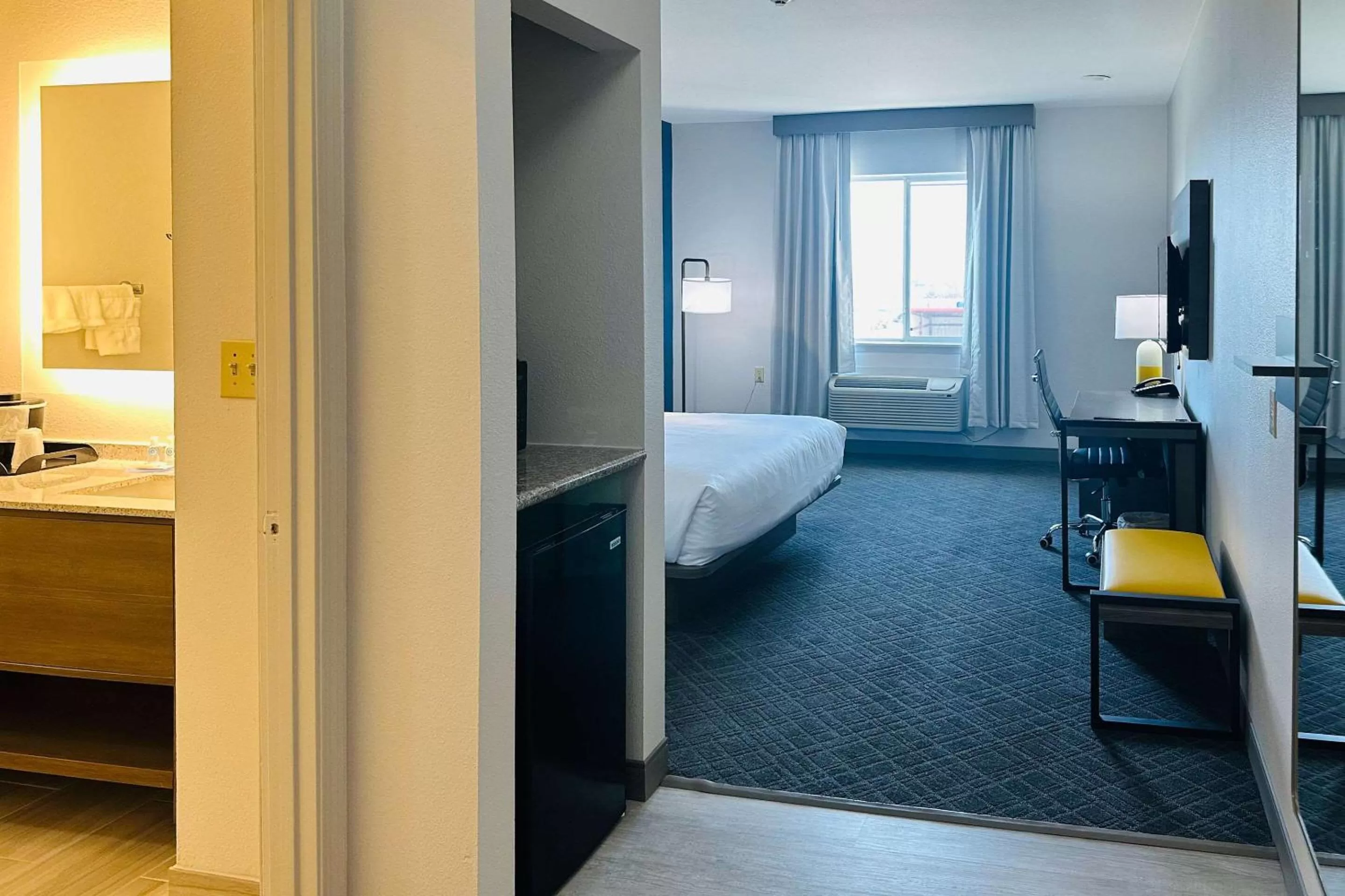 Bedroom, Bed in Comfort Inn & Suites Wylie