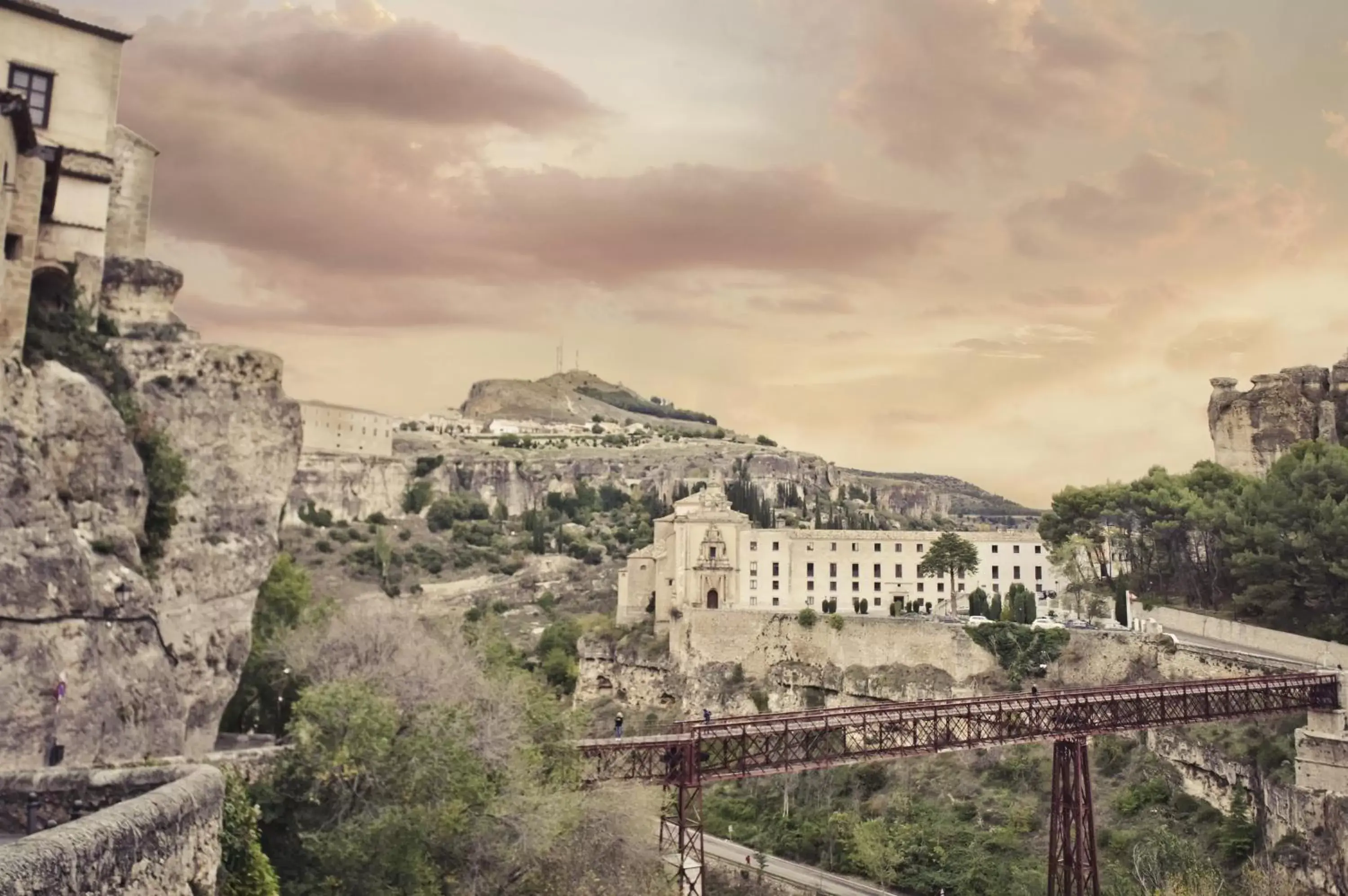 Business facilities in Parador de Cuenca