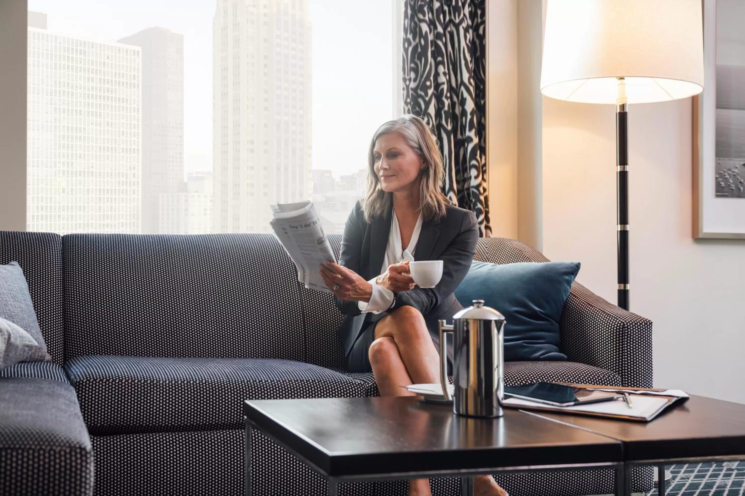 Living room in Sofitel Chicago Magnificent Mile