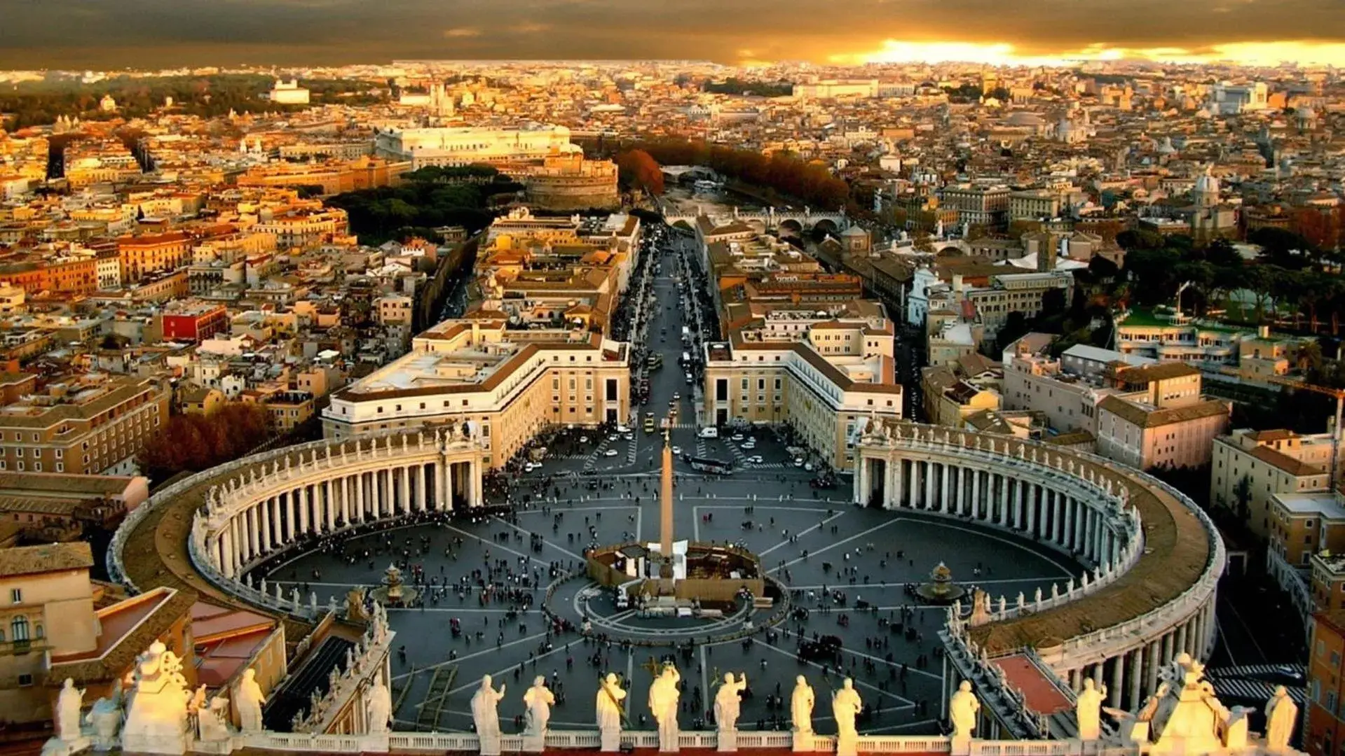 Neighbourhood, Bird's-eye View in Rome Vatican Suite