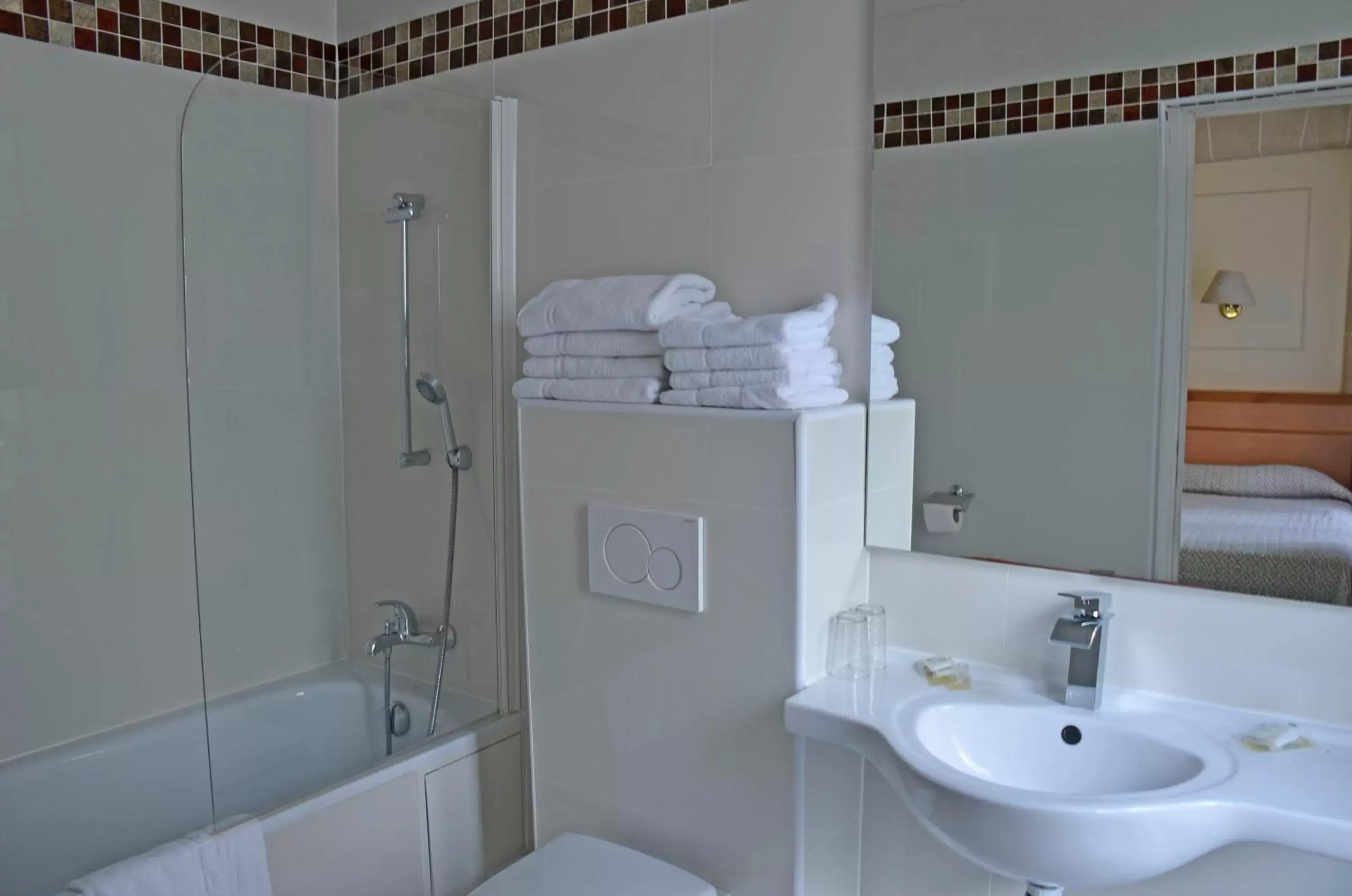 Bathroom in Hotel Havane