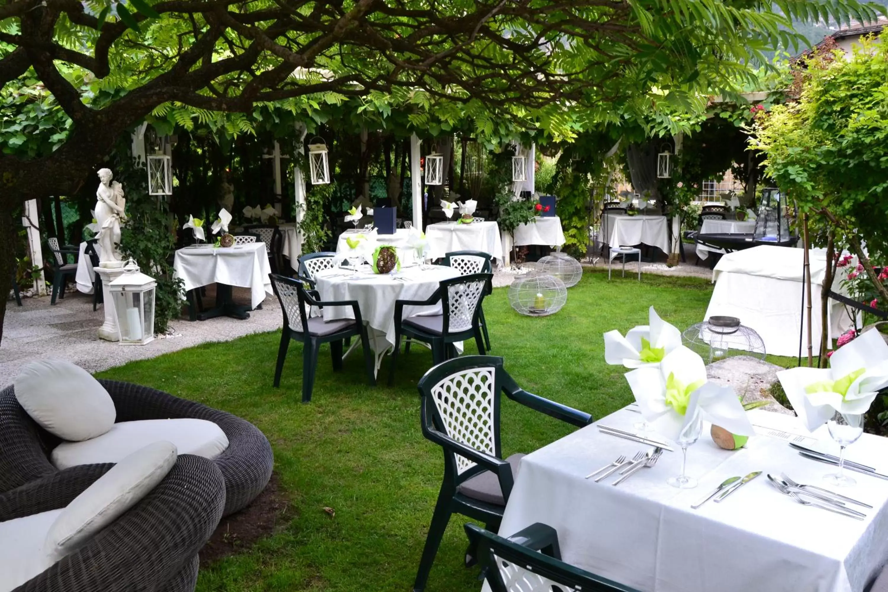 Garden, Restaurant/Places to Eat in Hotel Villa Groff