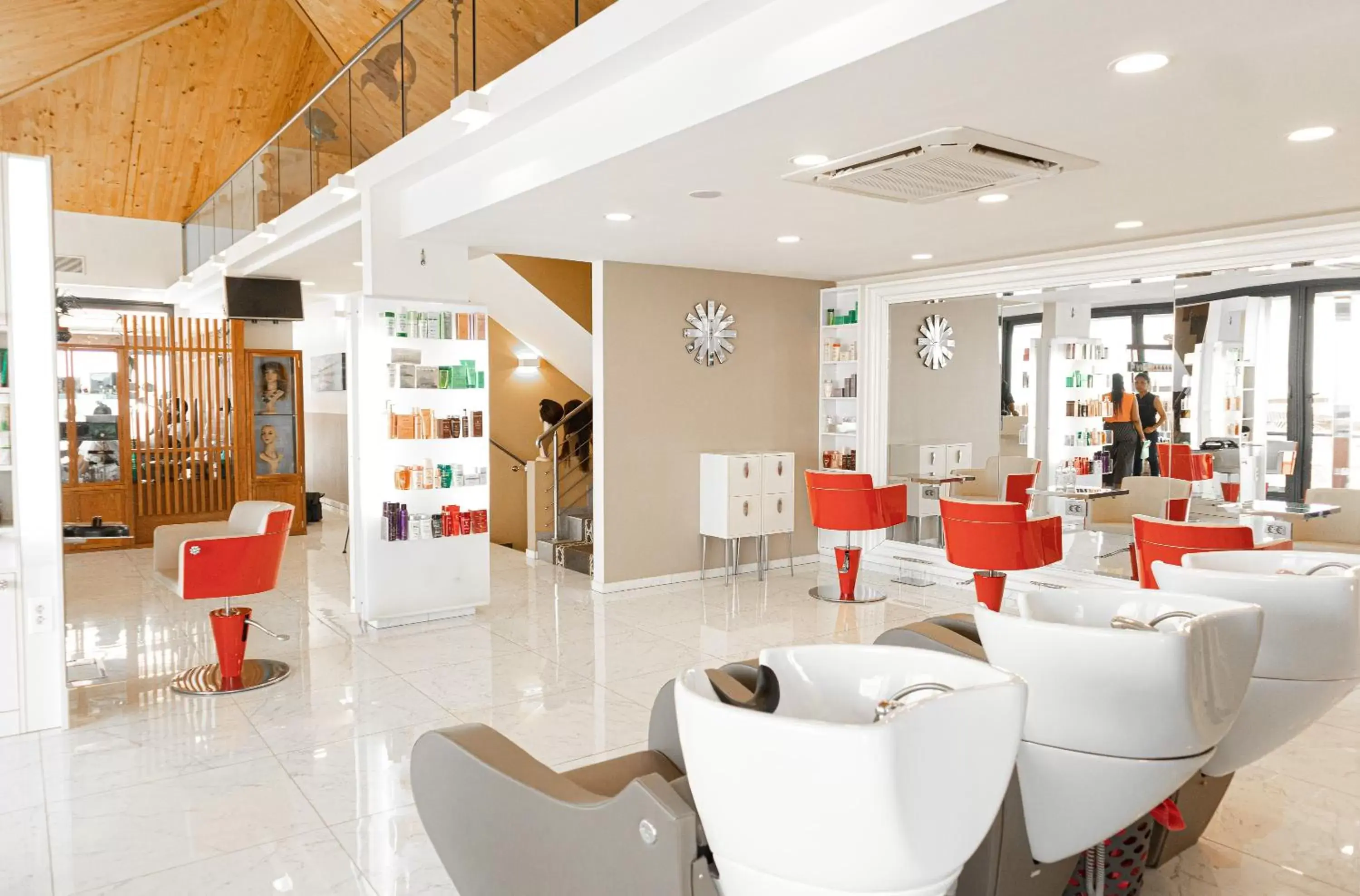 Spa and wellness centre/facilities in Terrou-Bi Spa and wellness centre/facilities in Terrou-Bi
