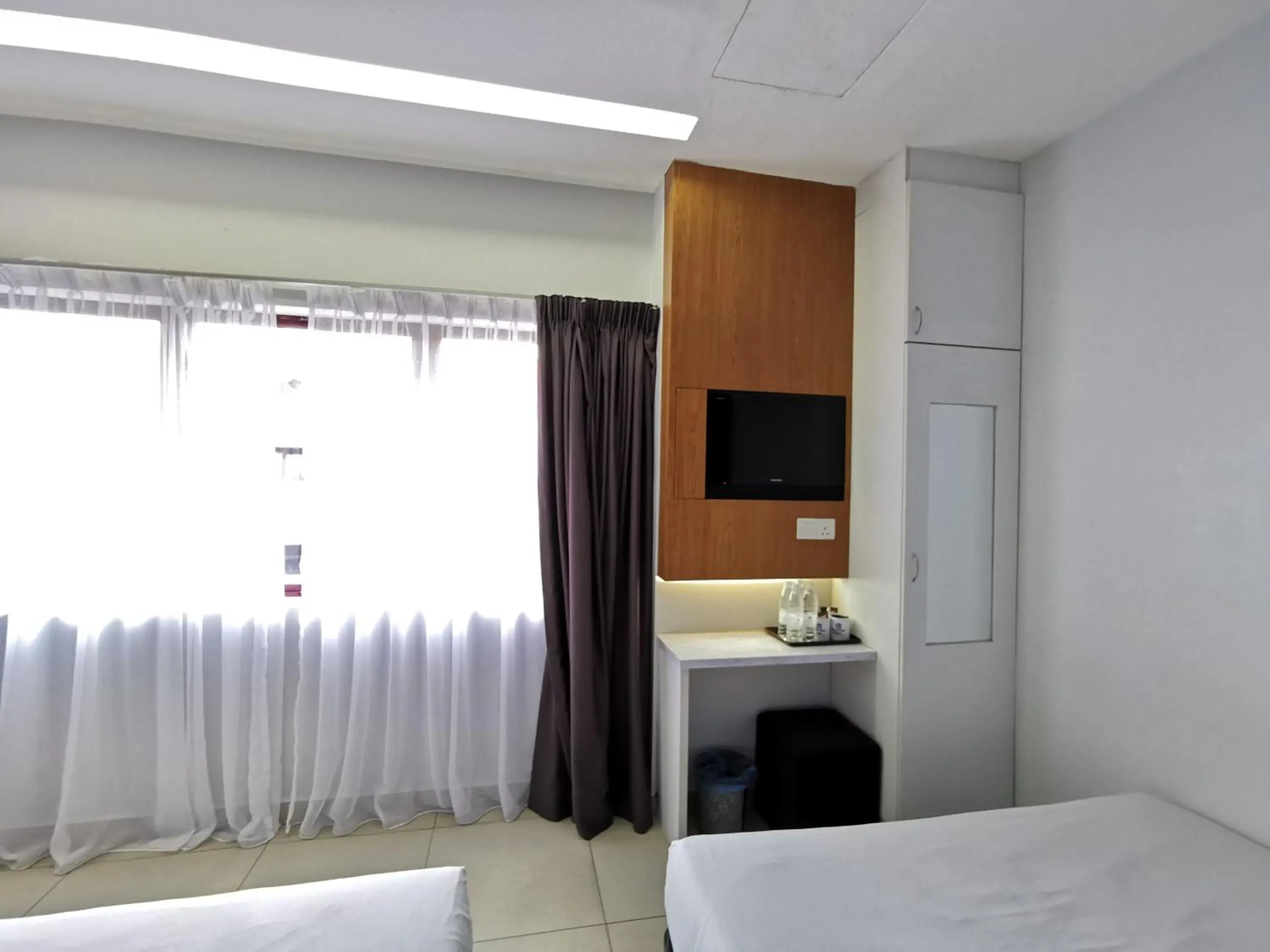 TV and multimedia, TV/Entertainment Center in Best View Hotel Bandar Sunway