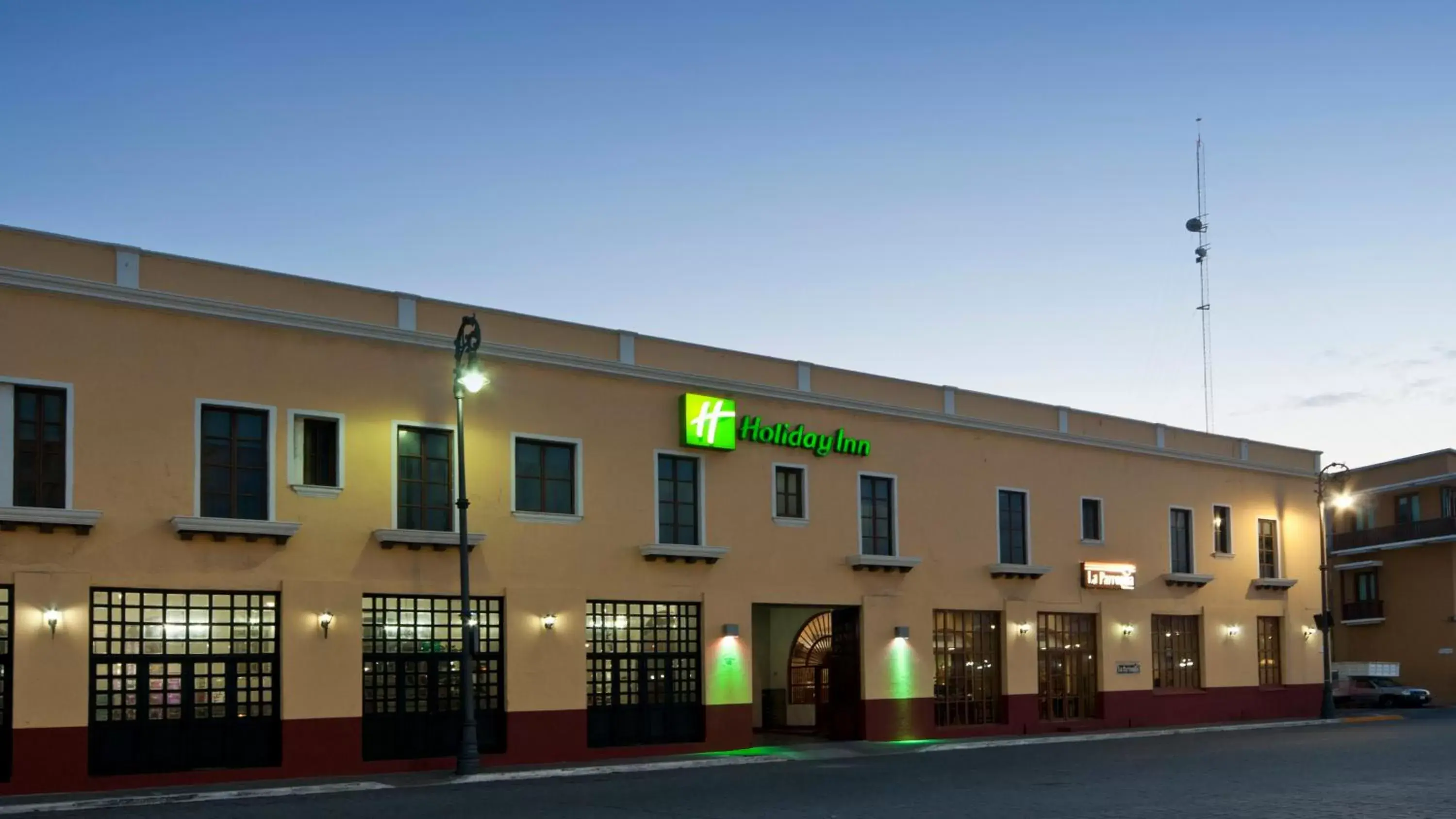 Property building in Holiday Inn Veracruz-Centro Historico, an IHG Hotel