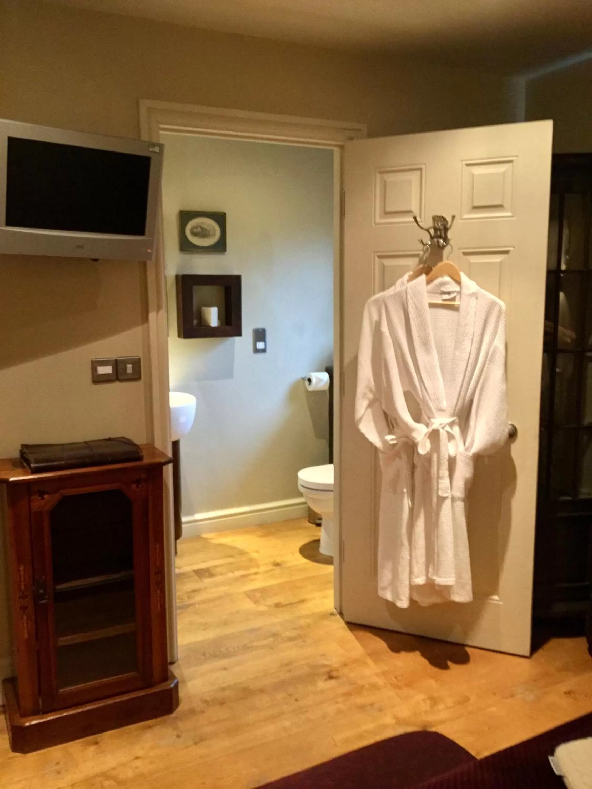 Bathroom in The New White Lion