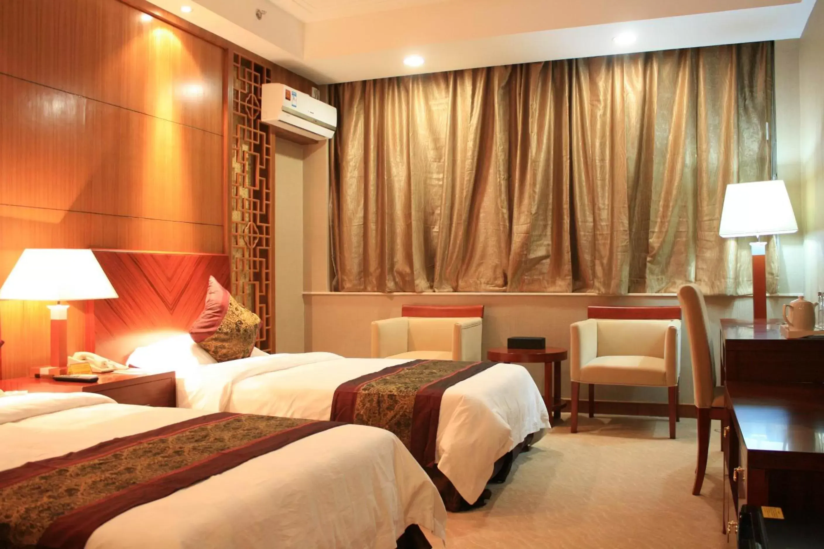 Deluxe Twin Room in Sogecoa Golden Peacock Deluxe Twin Room in Sogecoa Golden Peacock