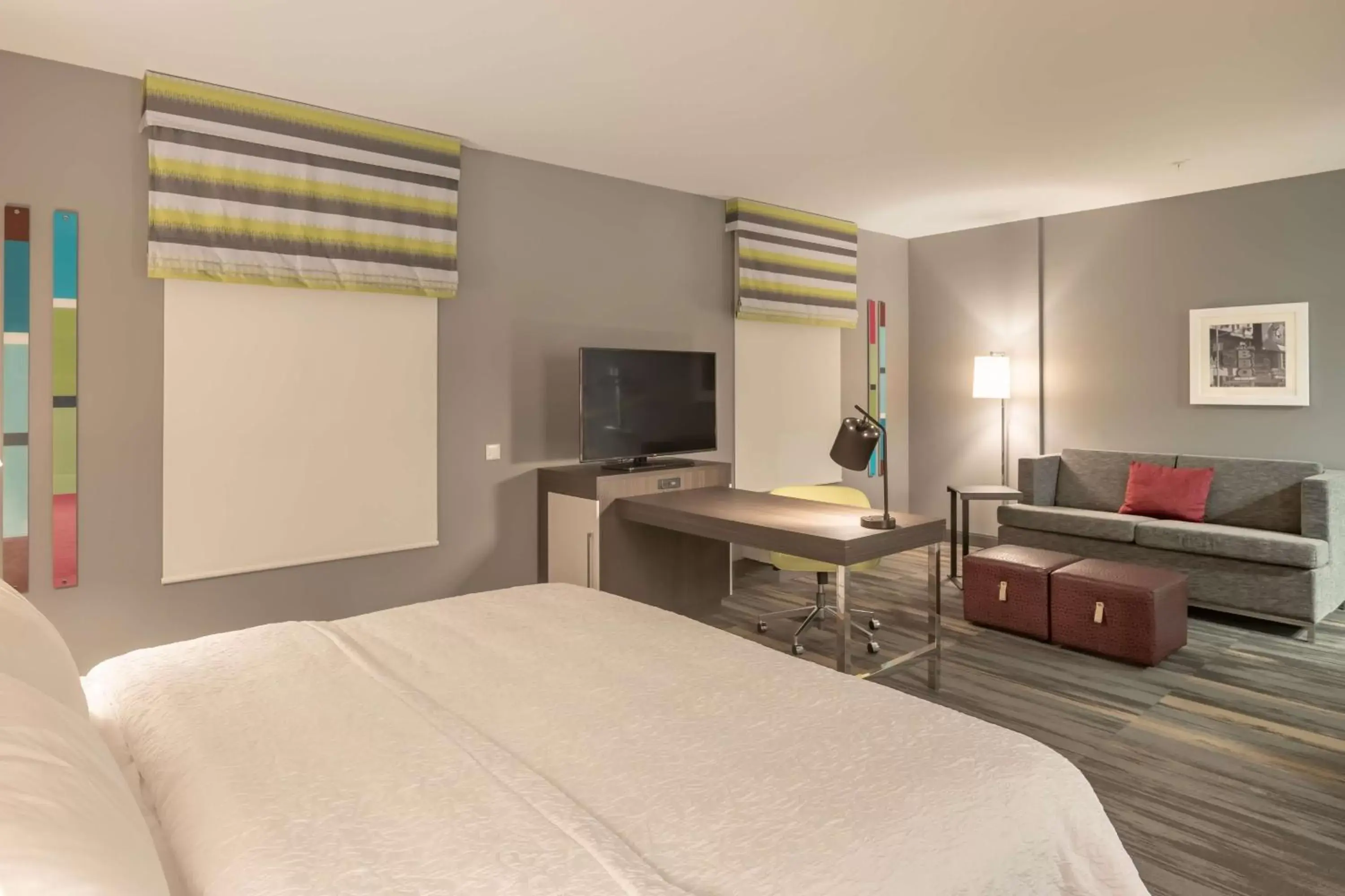 Bedroom, Bed in Hampton Inn & Suites Dallas/Plano Central