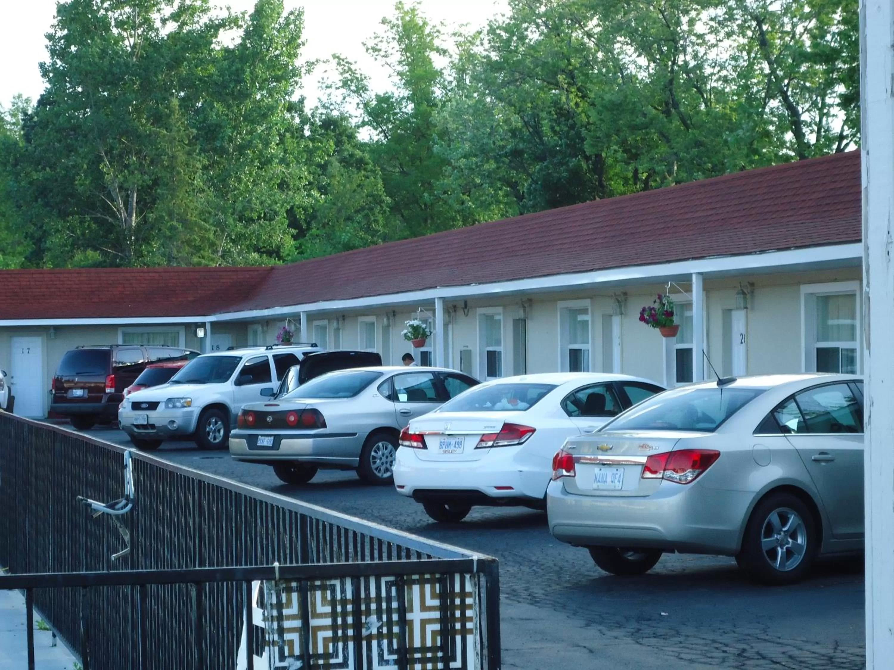 Summer in Star Inn by Elevate Rooms