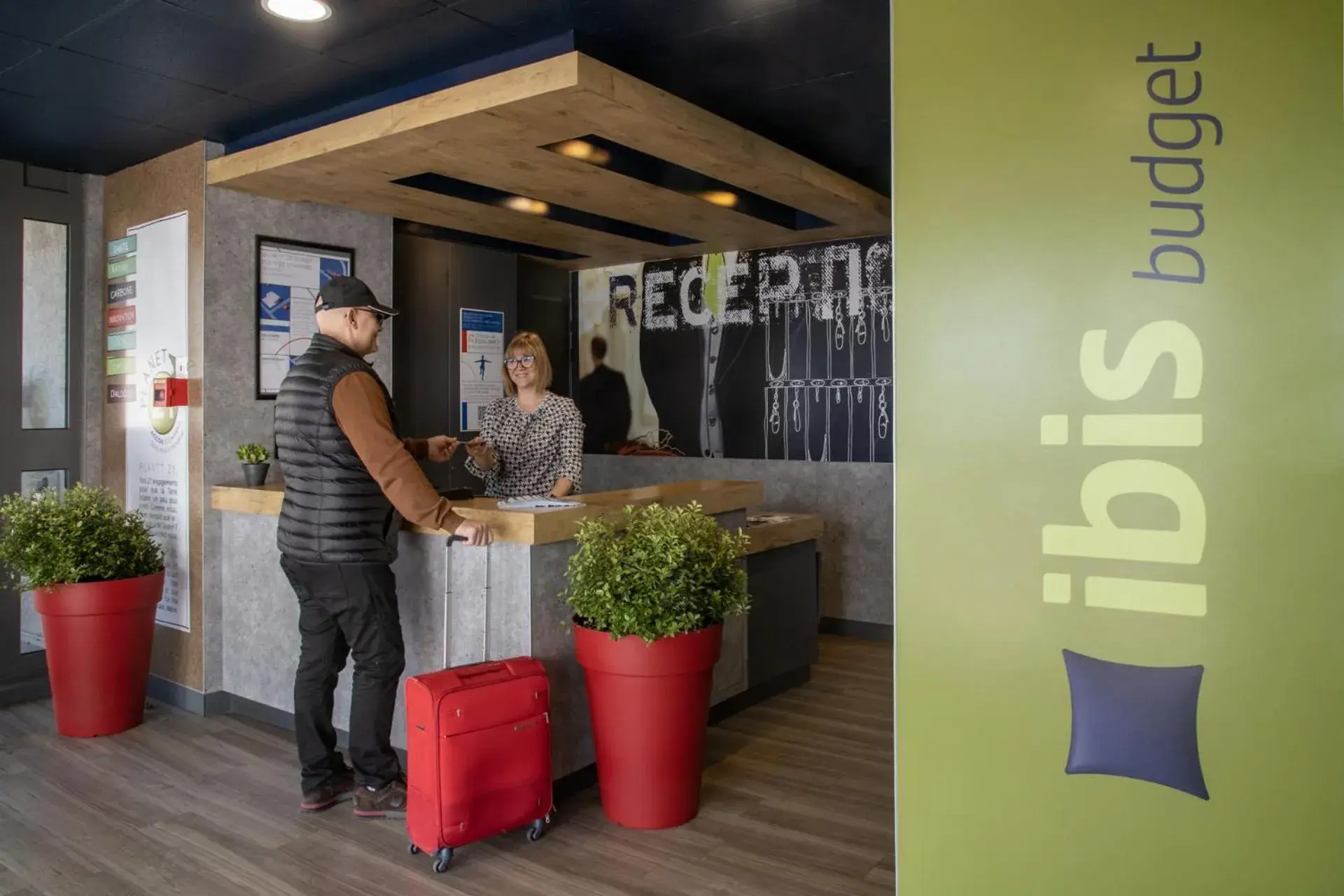 Lobby or reception in ibis budget Menton Bord de Mer Lobby or reception in ibis budget Menton Bord de Mer
