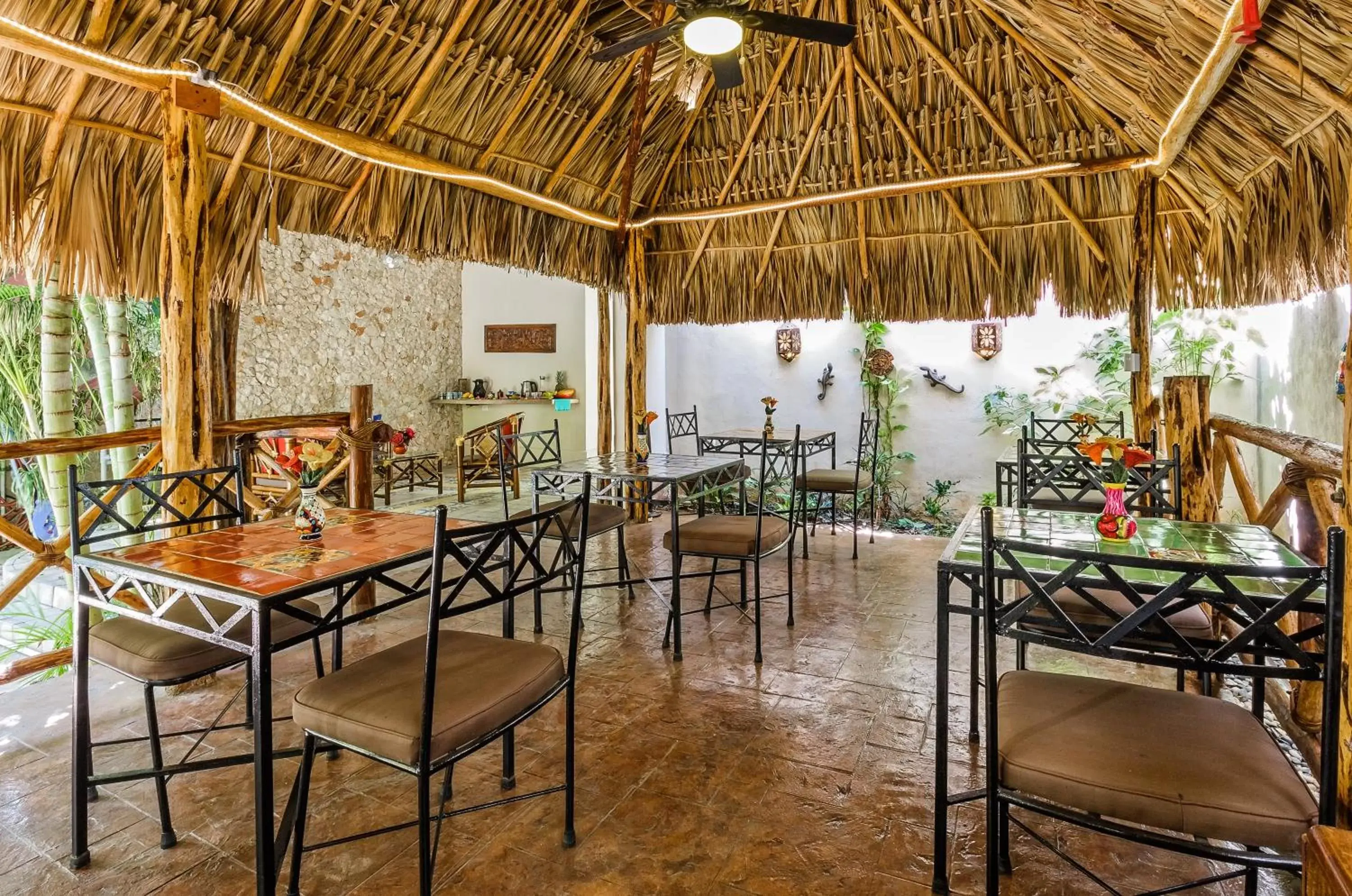 Patio, Restaurant/Places to Eat in Casa Del Maya Bed & Breakfast