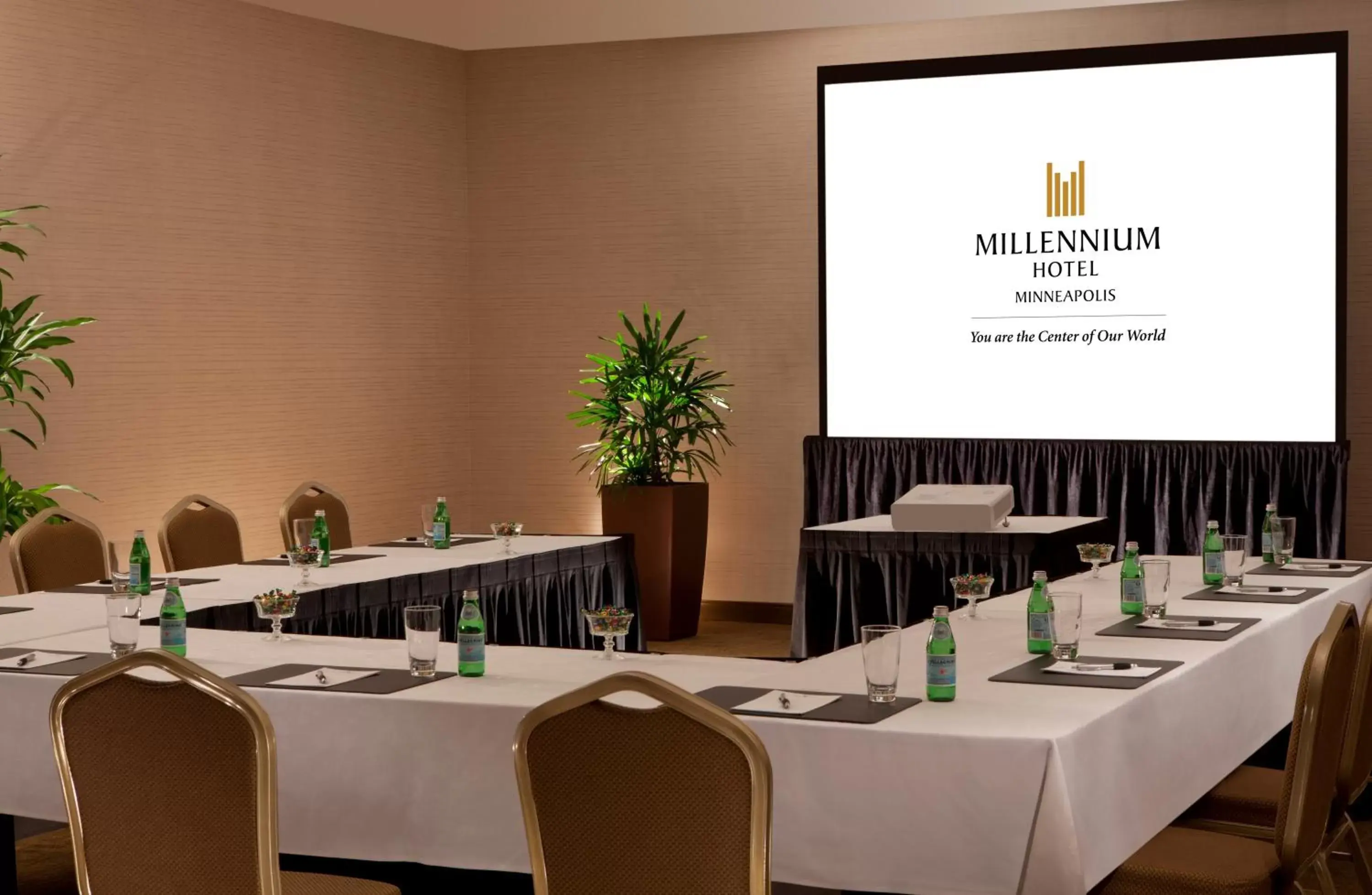 Business facilities in Millennium Minneapolis