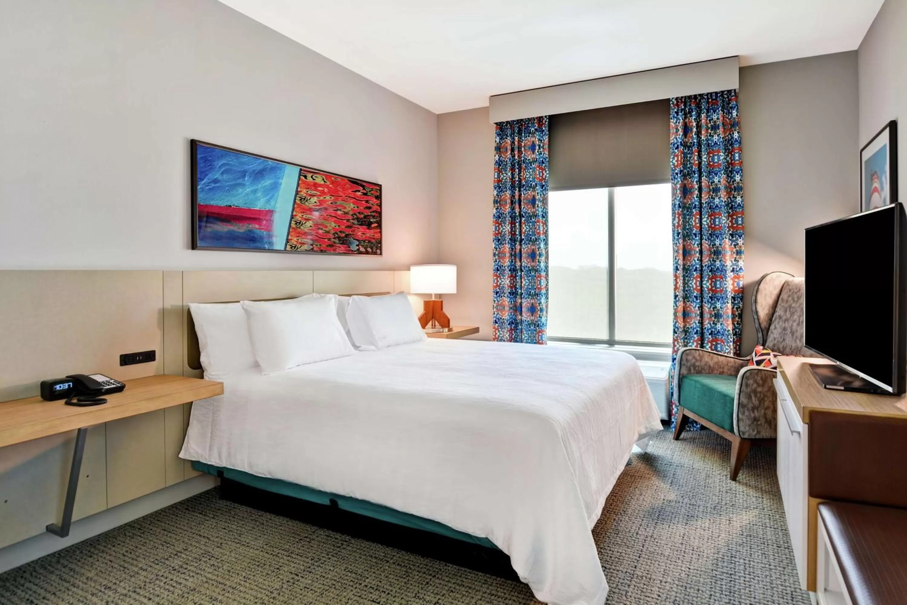 Bedroom, Bed in Hilton Garden Inn Biloxi