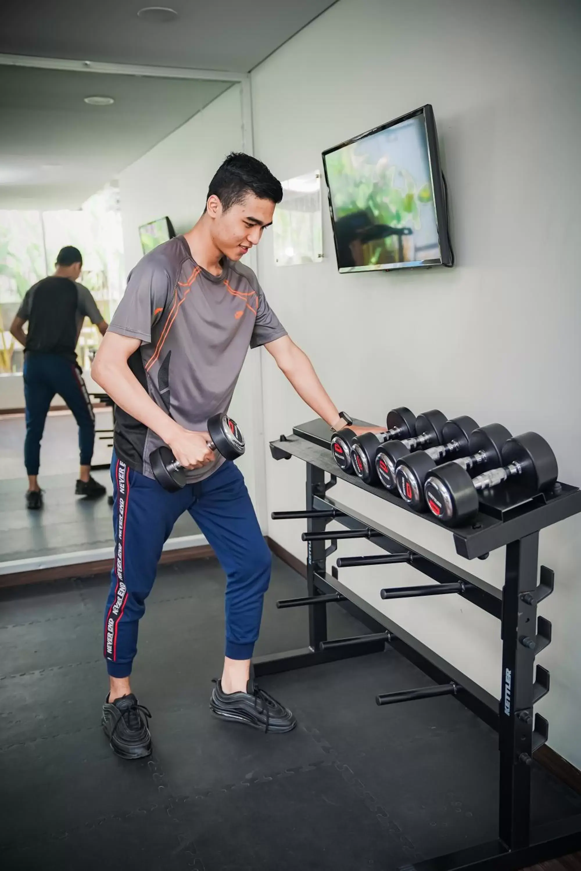 Fitness centre/facilities, Fitness Center/Facilities in Luminor Hotel Purwokerto By WH