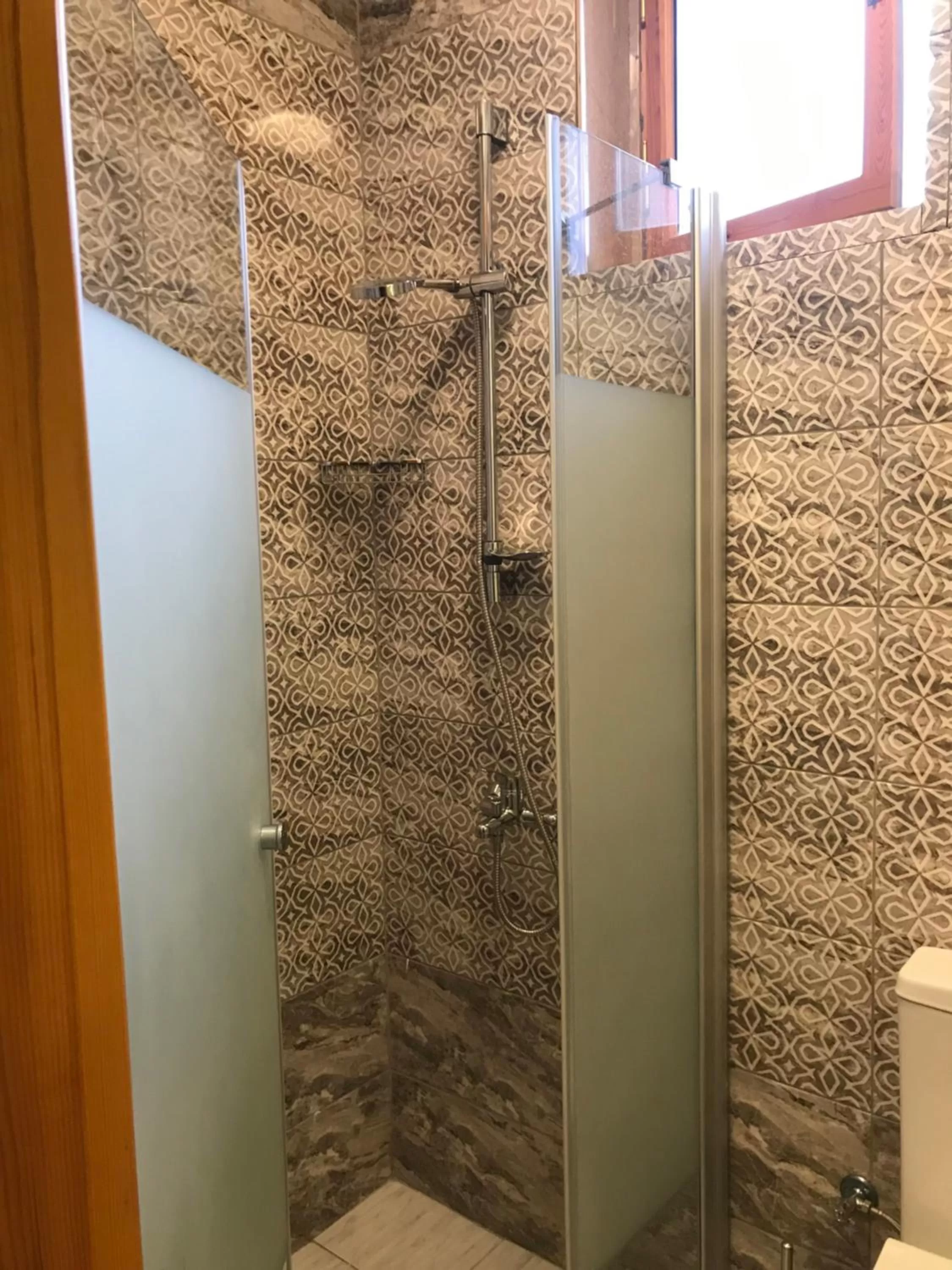 Bathroom in Green Mansion