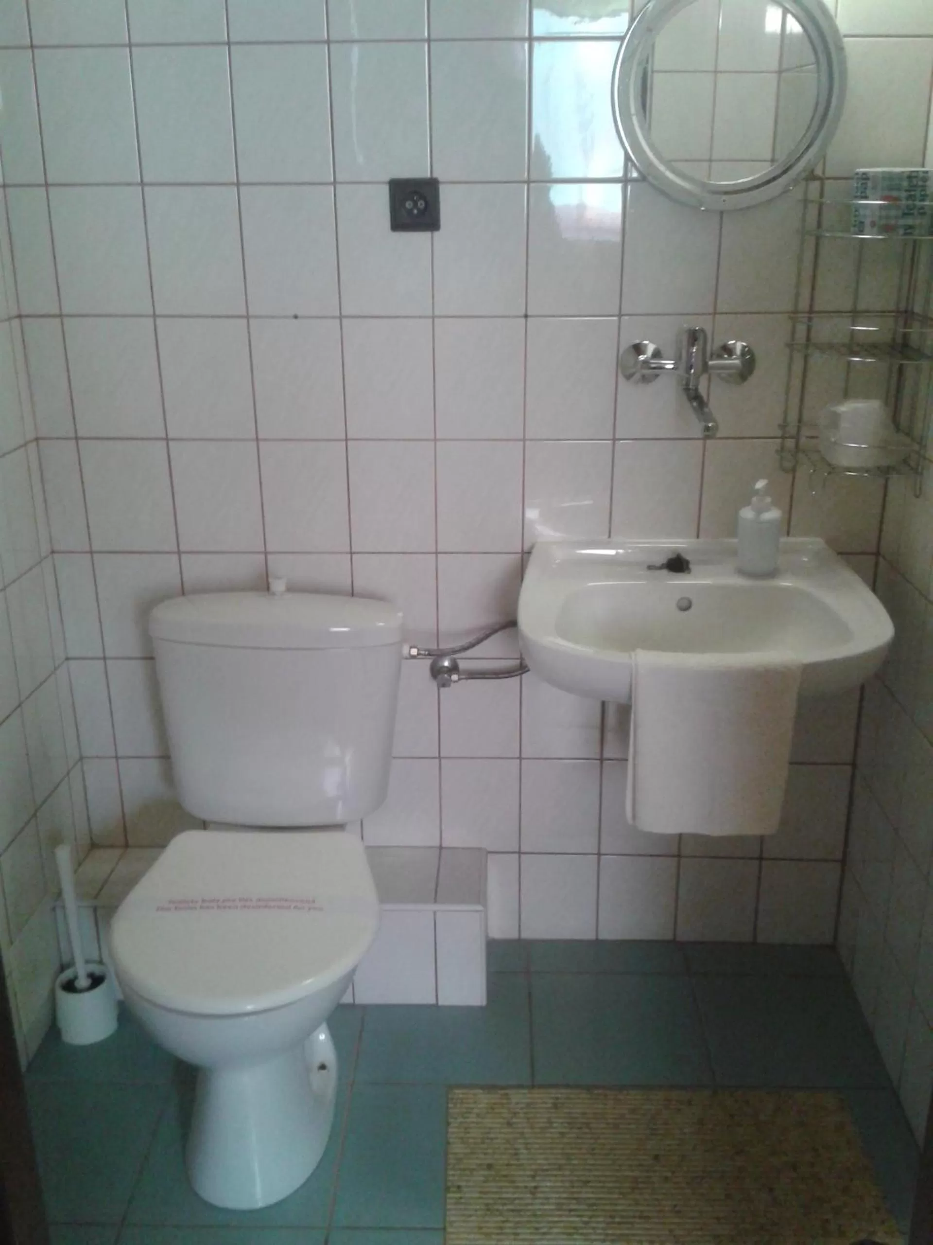 Family Room (2 Adults + 3 Children) in Penzión Skitour