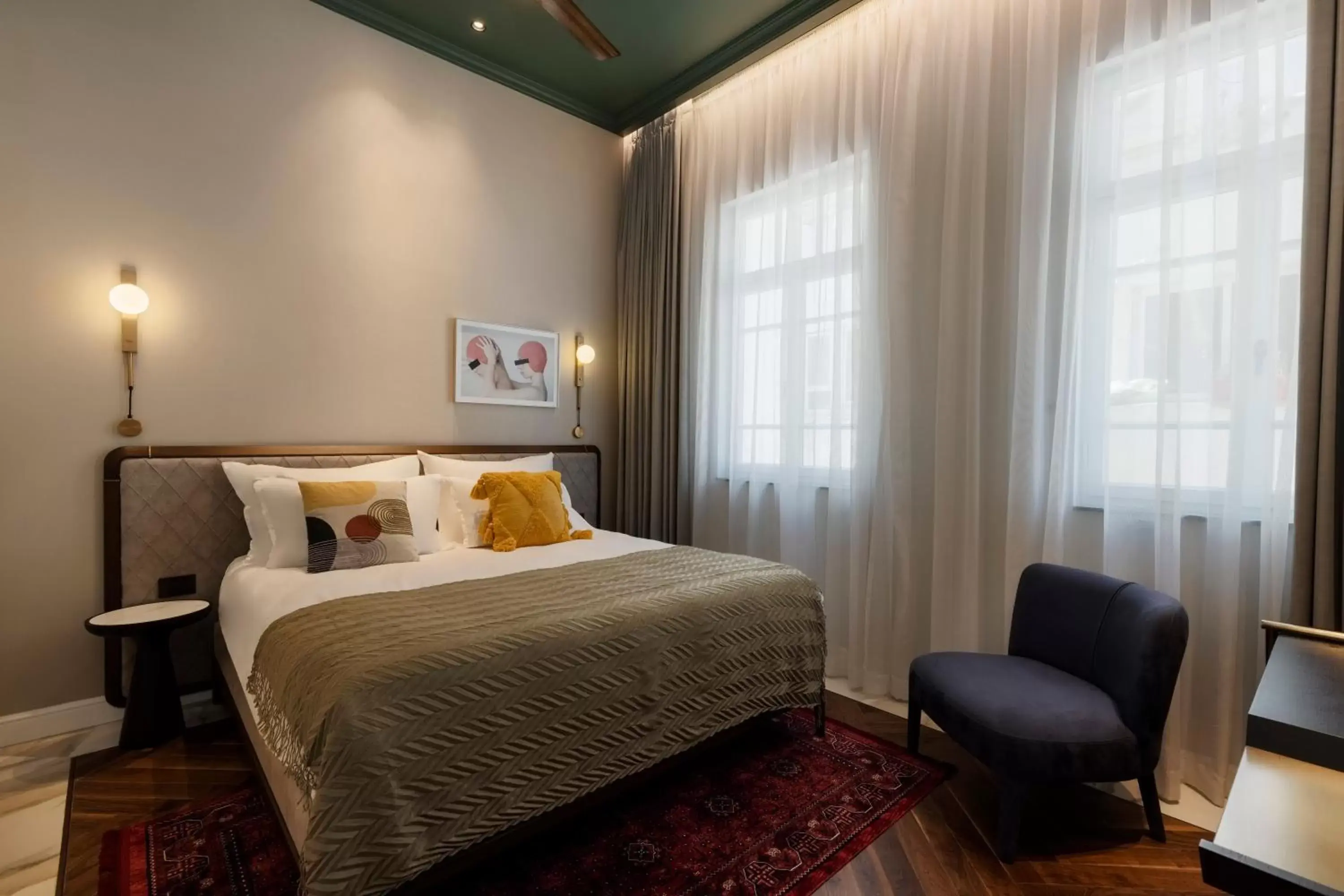 Bedroom, Bed in Alberto by Isrotel Design
