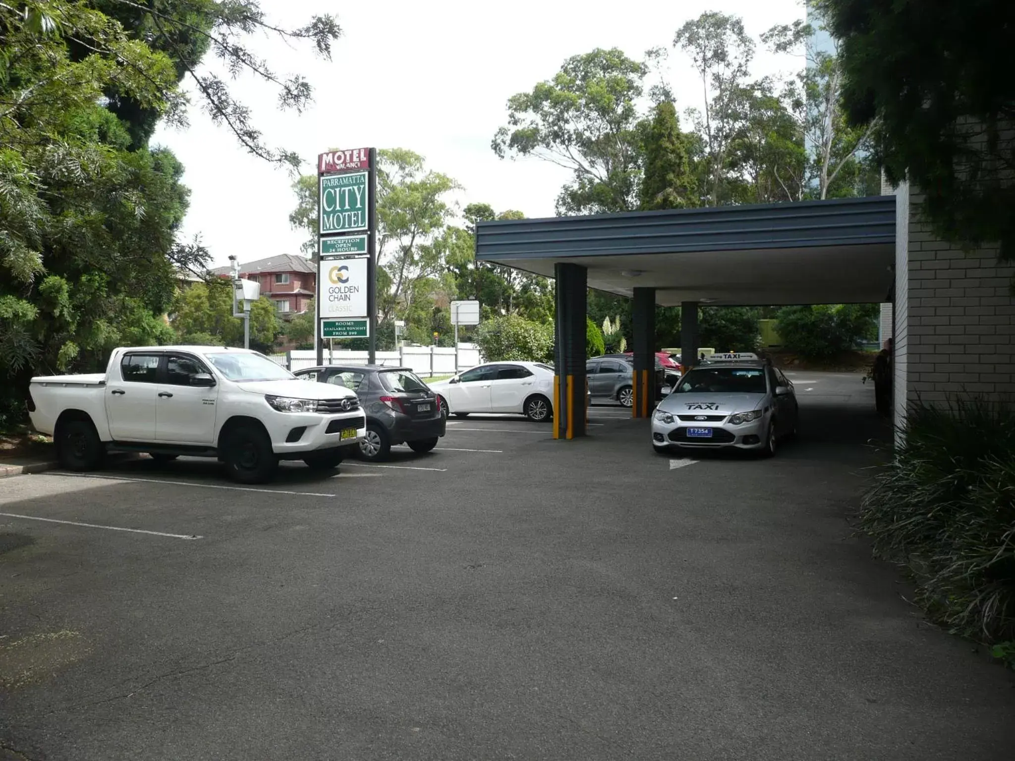 Property Building in Parramatta City Motel