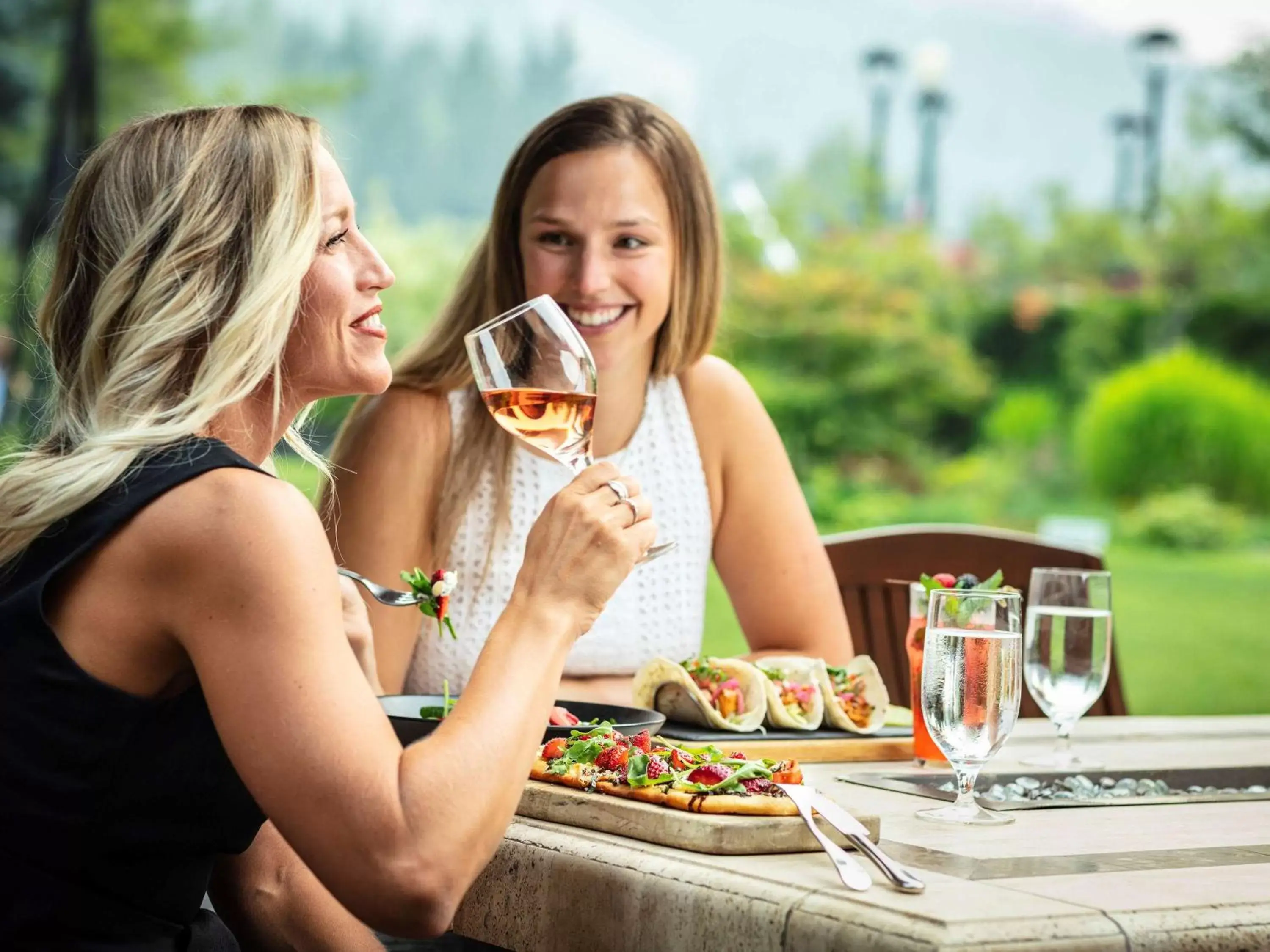 Restaurant/places to eat in Fairmont Chateau Whistler
