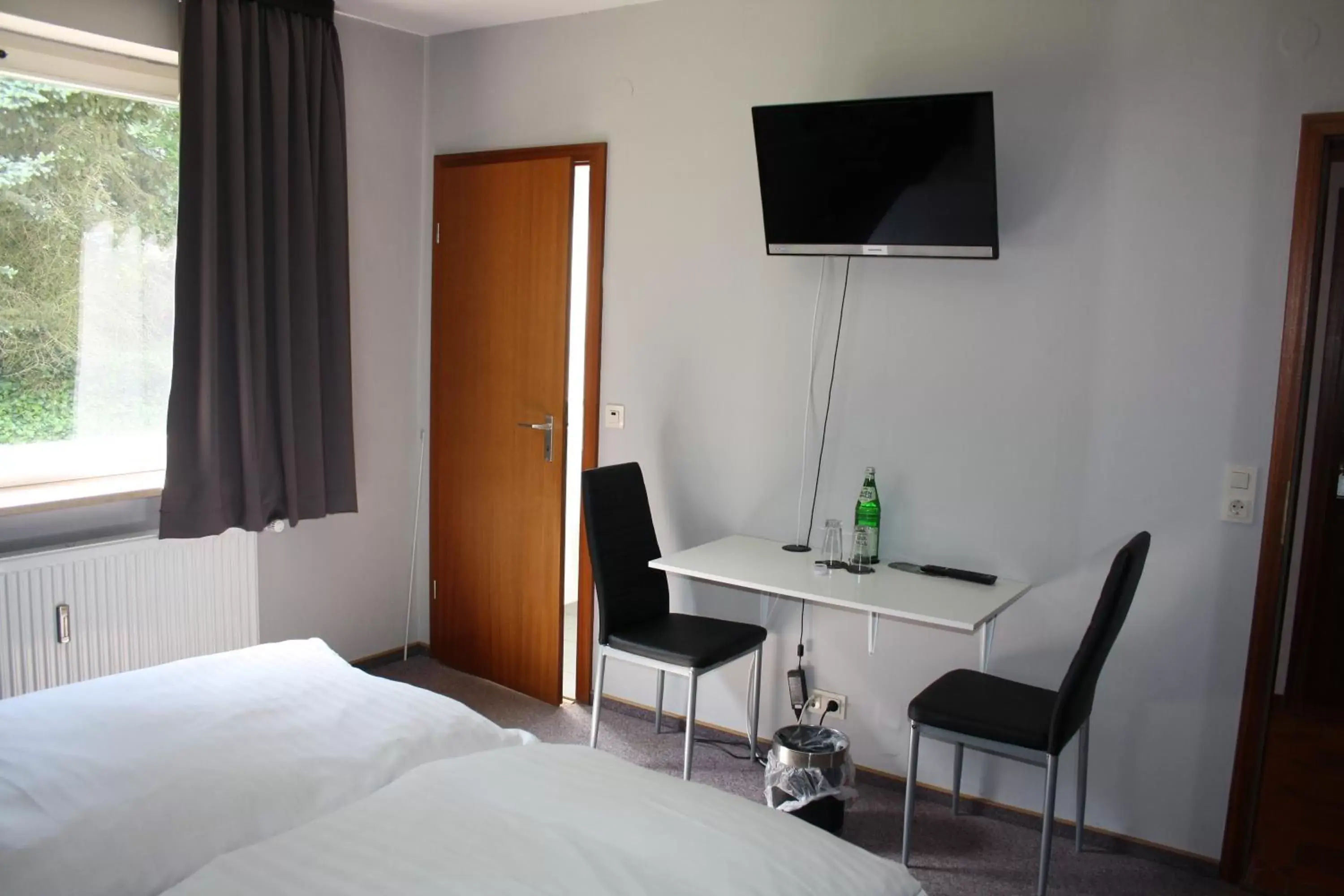 Double Room in Hotel Haus Hubertus Double Room in Hotel Haus Hubertus
