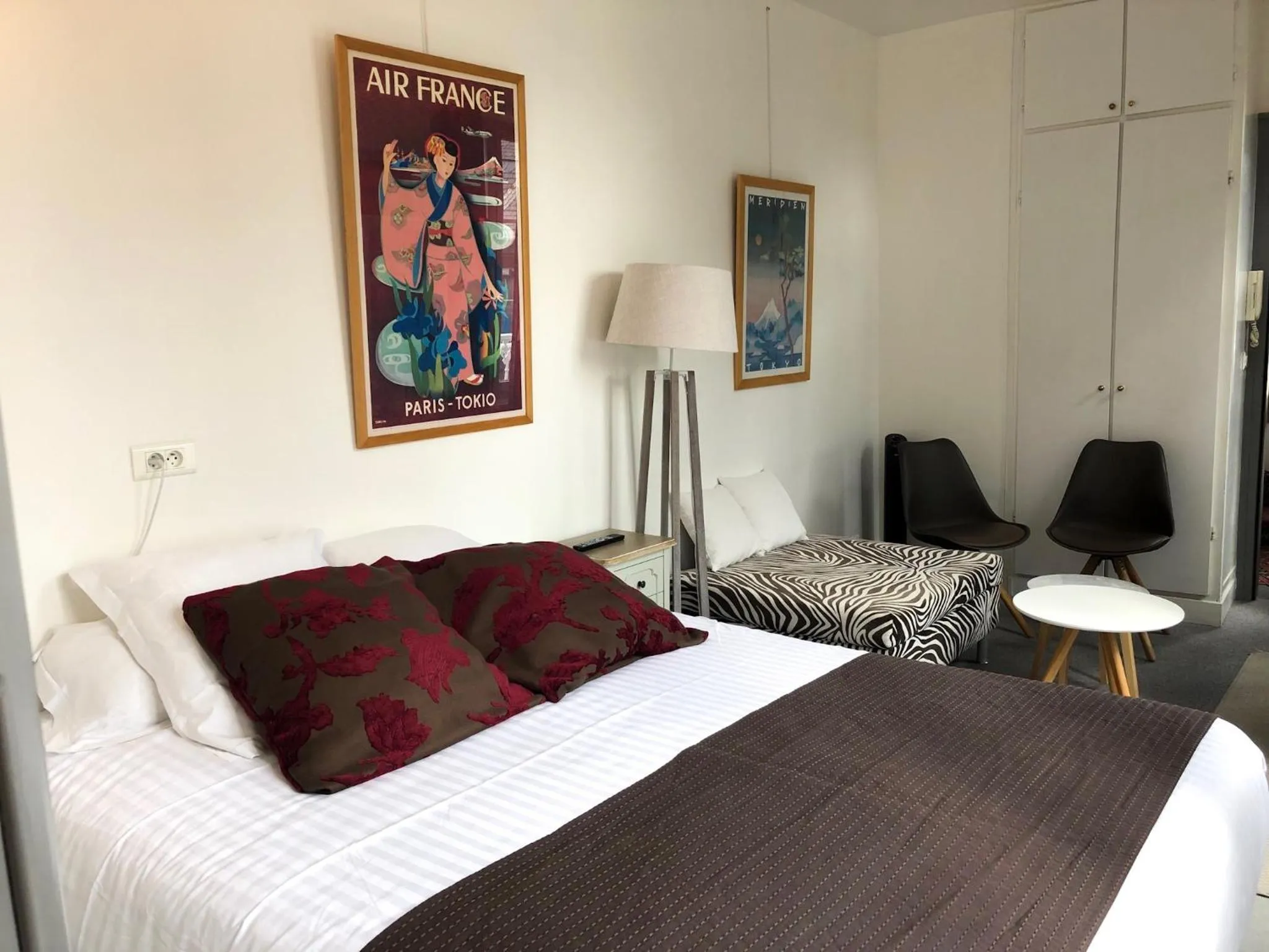 Photo of the whole room, Bed in Entre Terre Et Mer