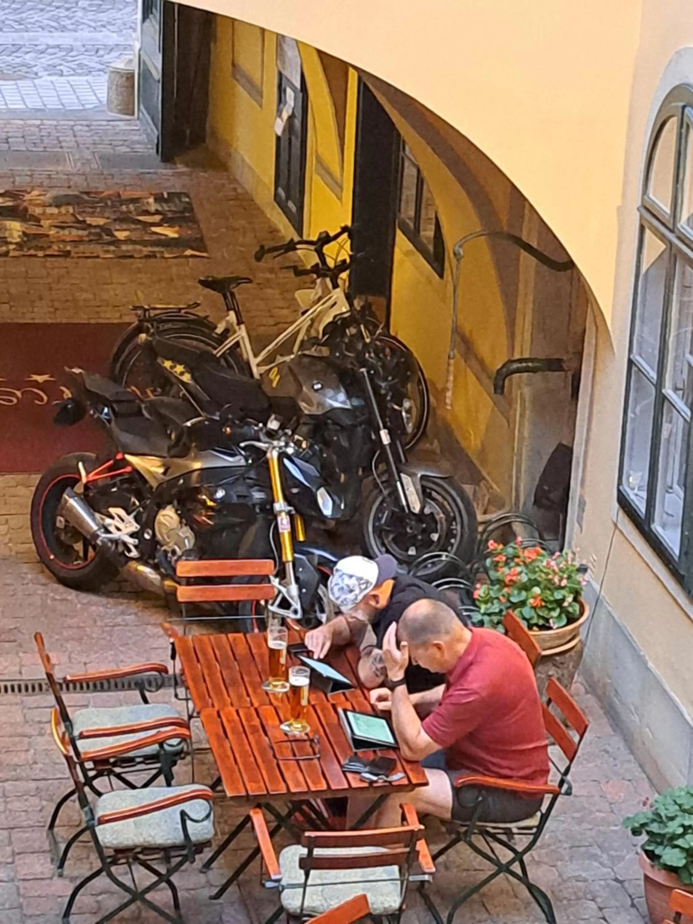 Cycling in Hotel Wollner