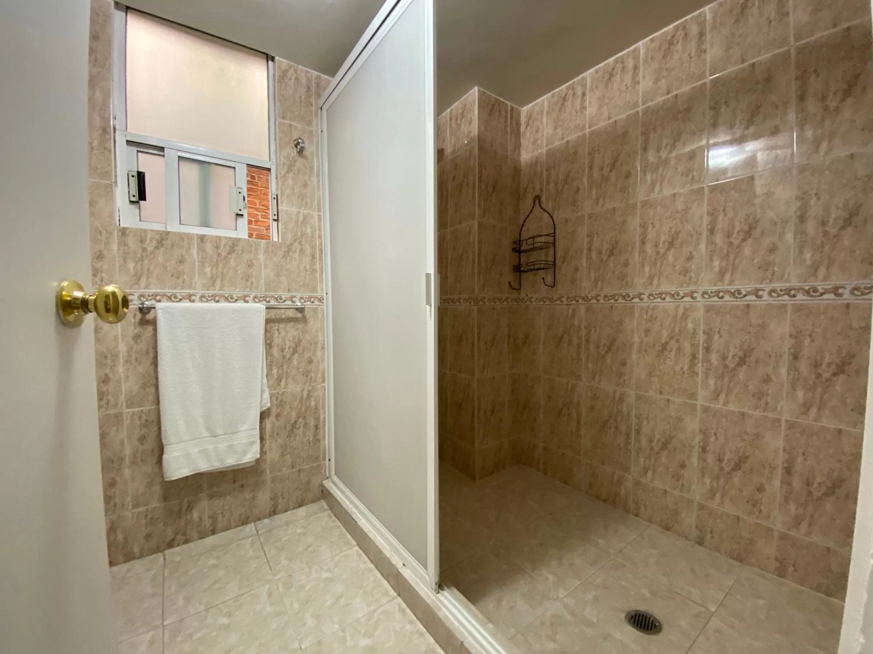 Bathroom in Grupo Kings Suites - Bosques de Duraznos 78