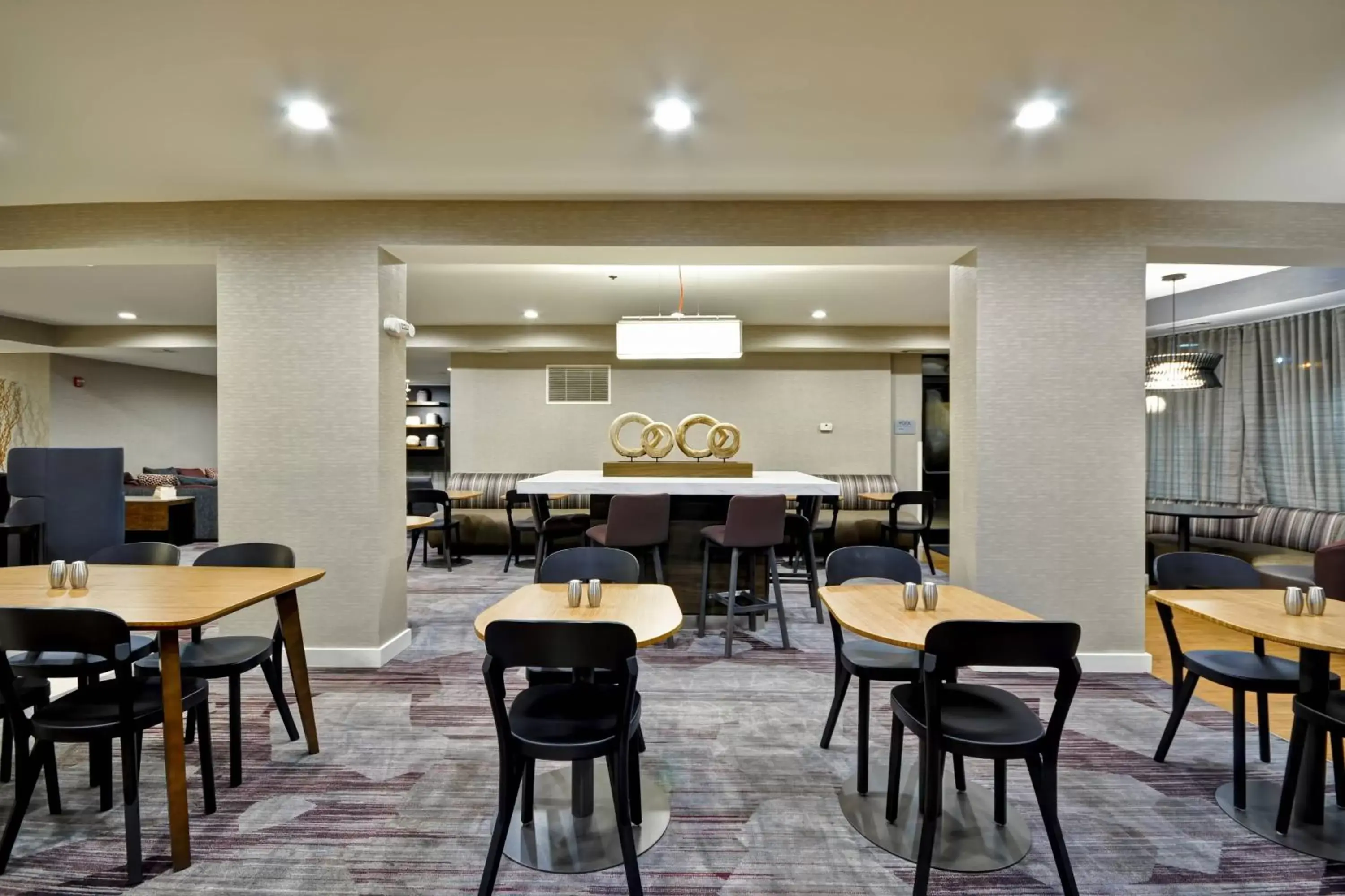 Restaurant/Places to Eat in Courtyard by Marriott Jacksonville Airport/ Northeast