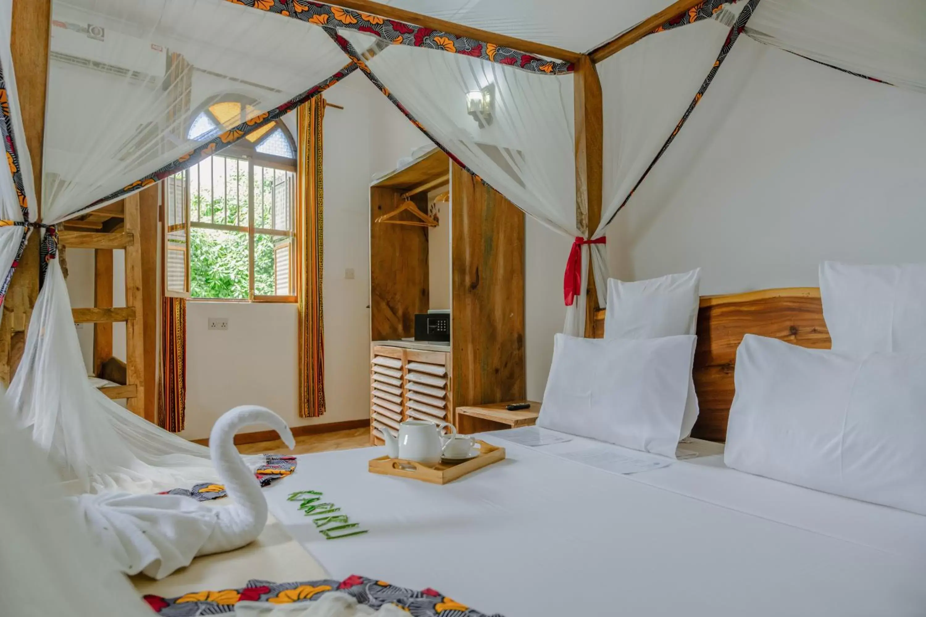 Bedroom, Bed in Shoki Shoki House Stone Town