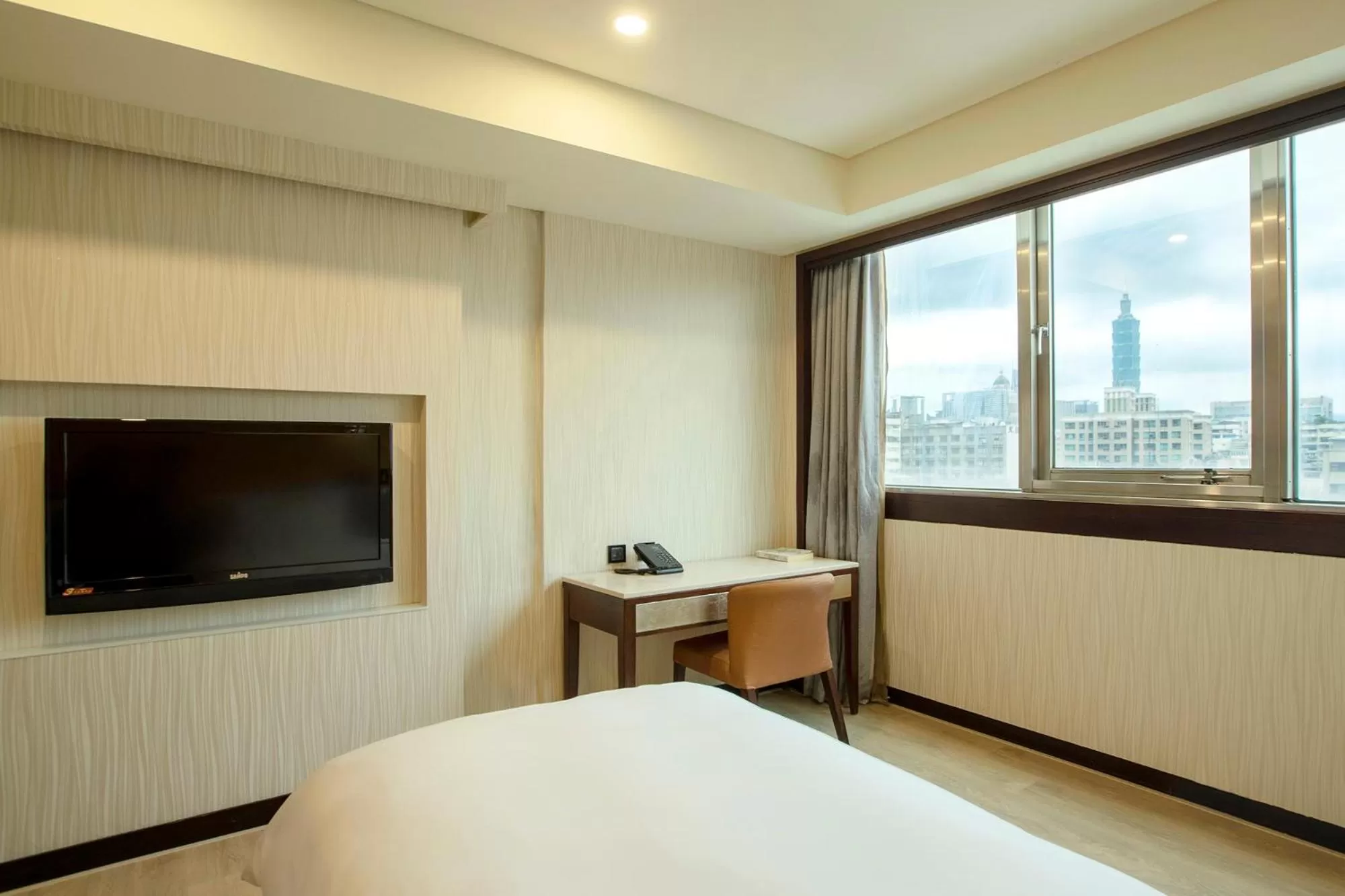 Bed in Hej Taipei Arena Hotel